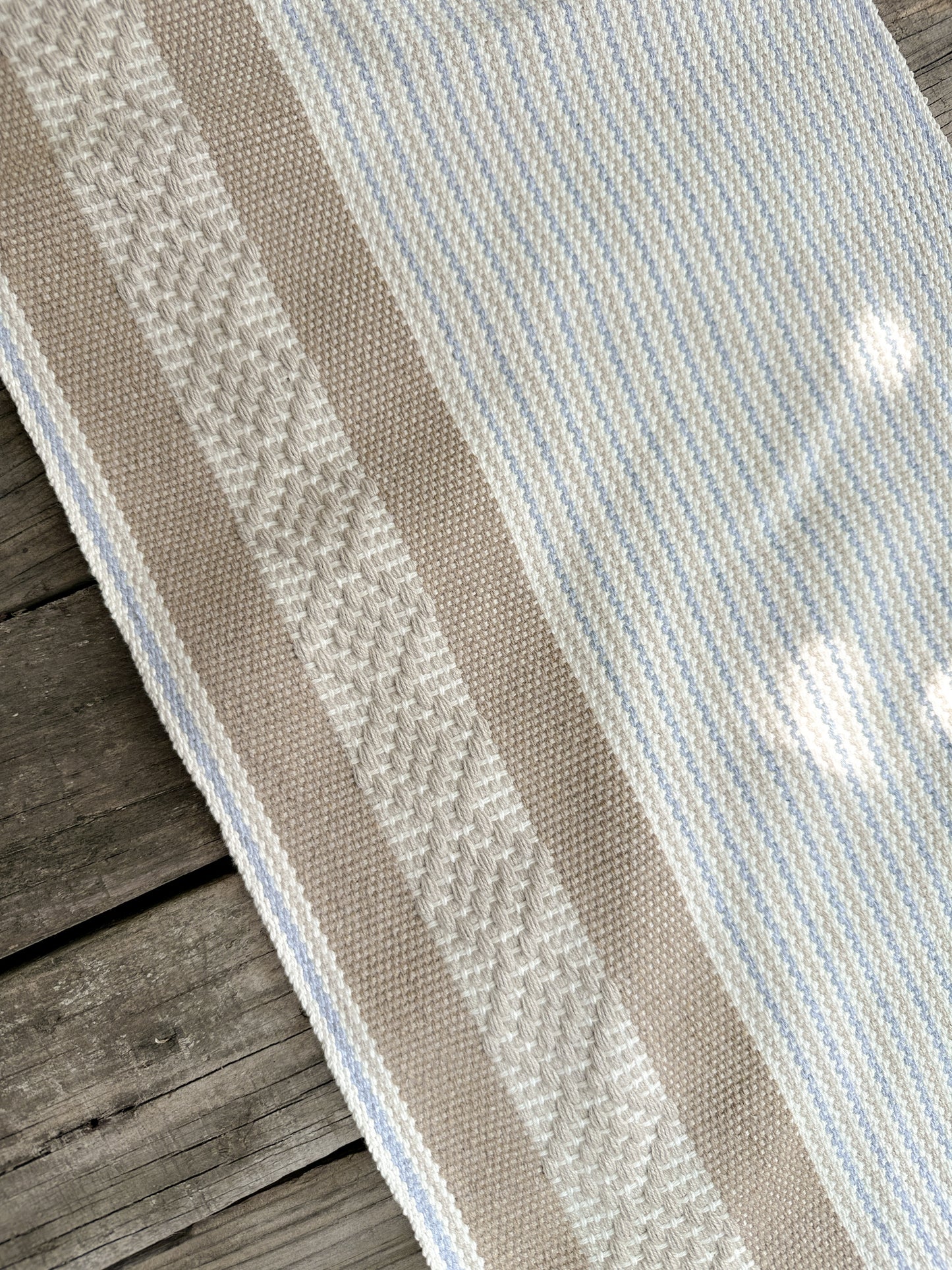 Lourdes Jalieza Table Runner