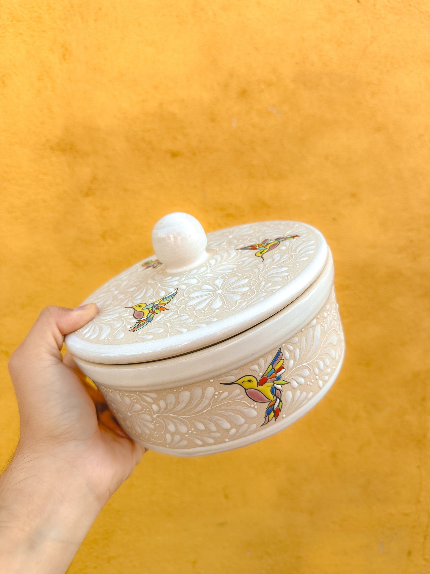 PRE-ORDER Hummingbirds Tortillas Holder (SHIPS IN APPROX. 6-12 WEEKS)