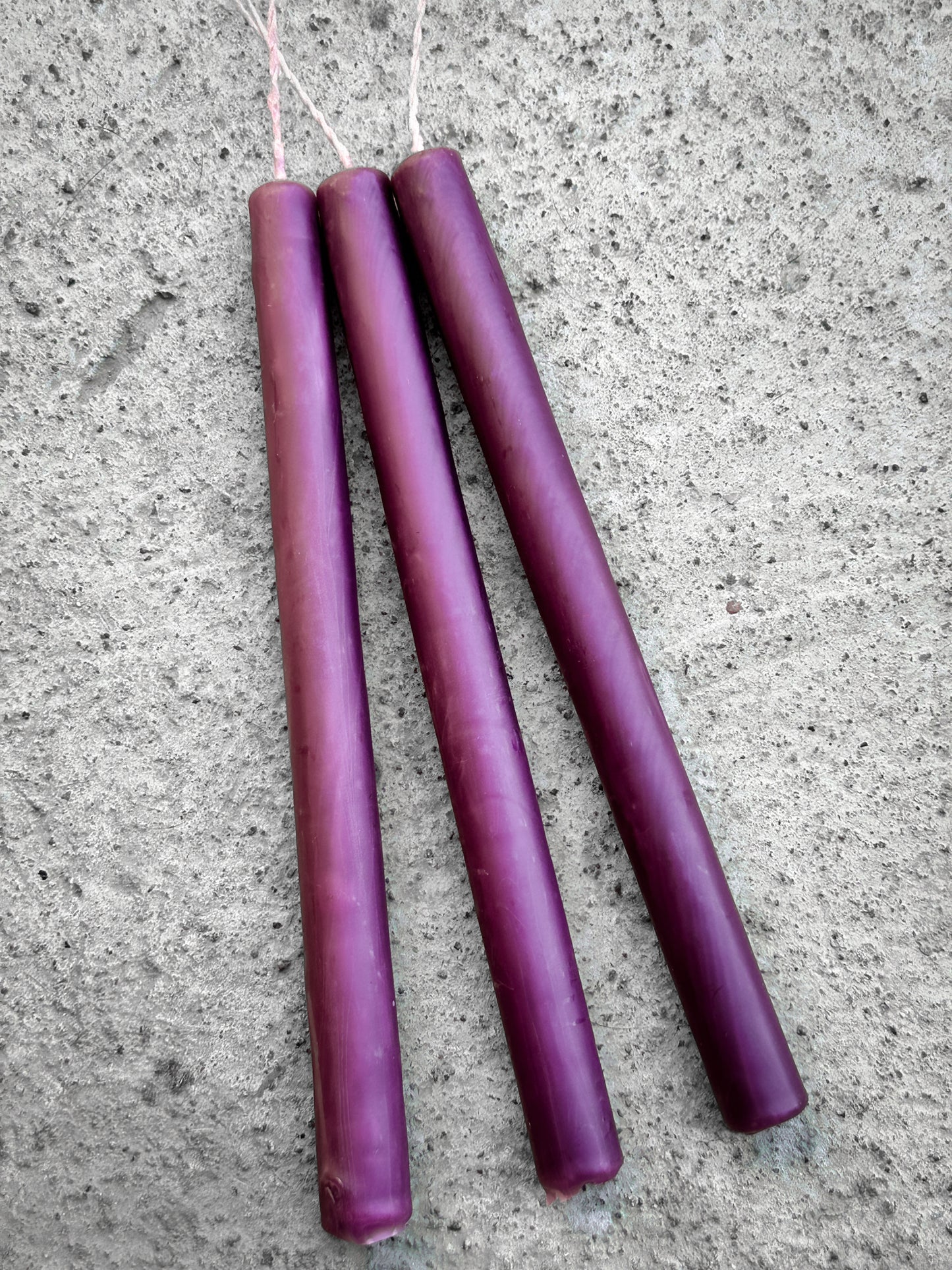 Juego de 3 velas cónicas de cera de abejas