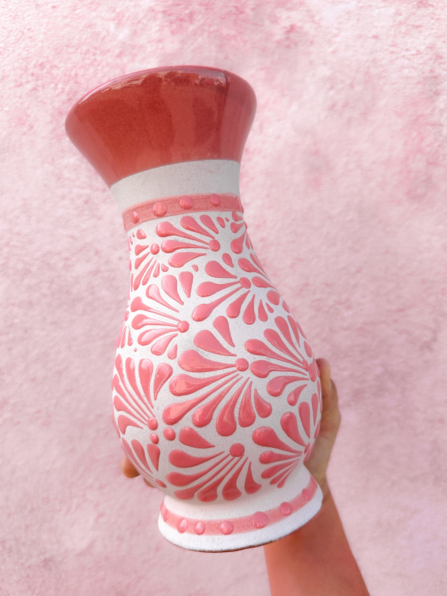 Jarrón de flores rosa en preventa (ENVÍO EN APROX. 14 SEMANAS)