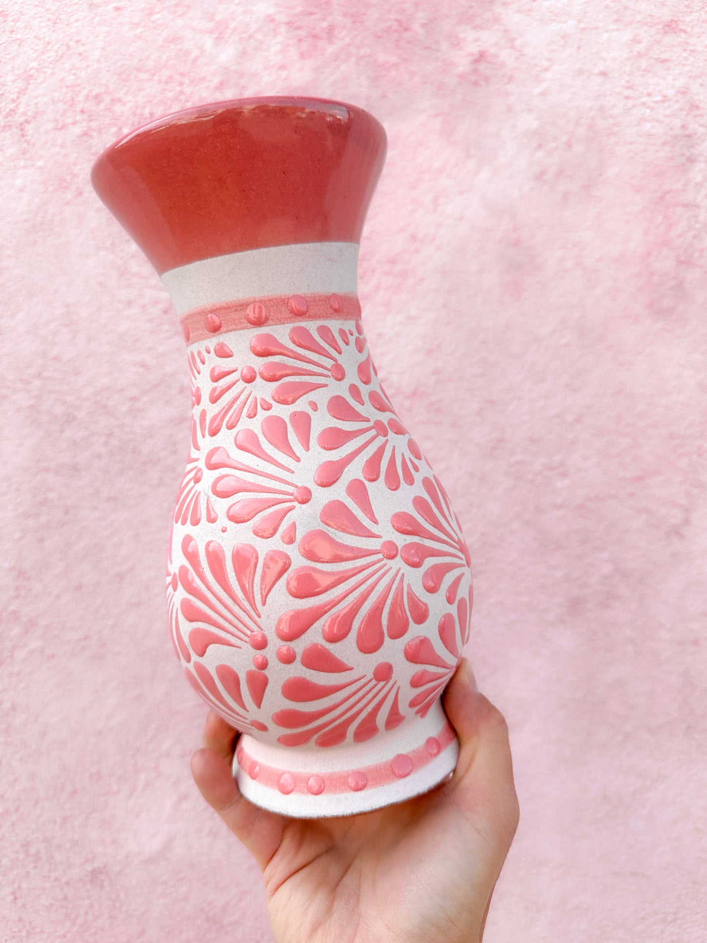 Jarrón de flores rosa en preventa (ENVÍO EN APROX. 14 SEMANAS)
