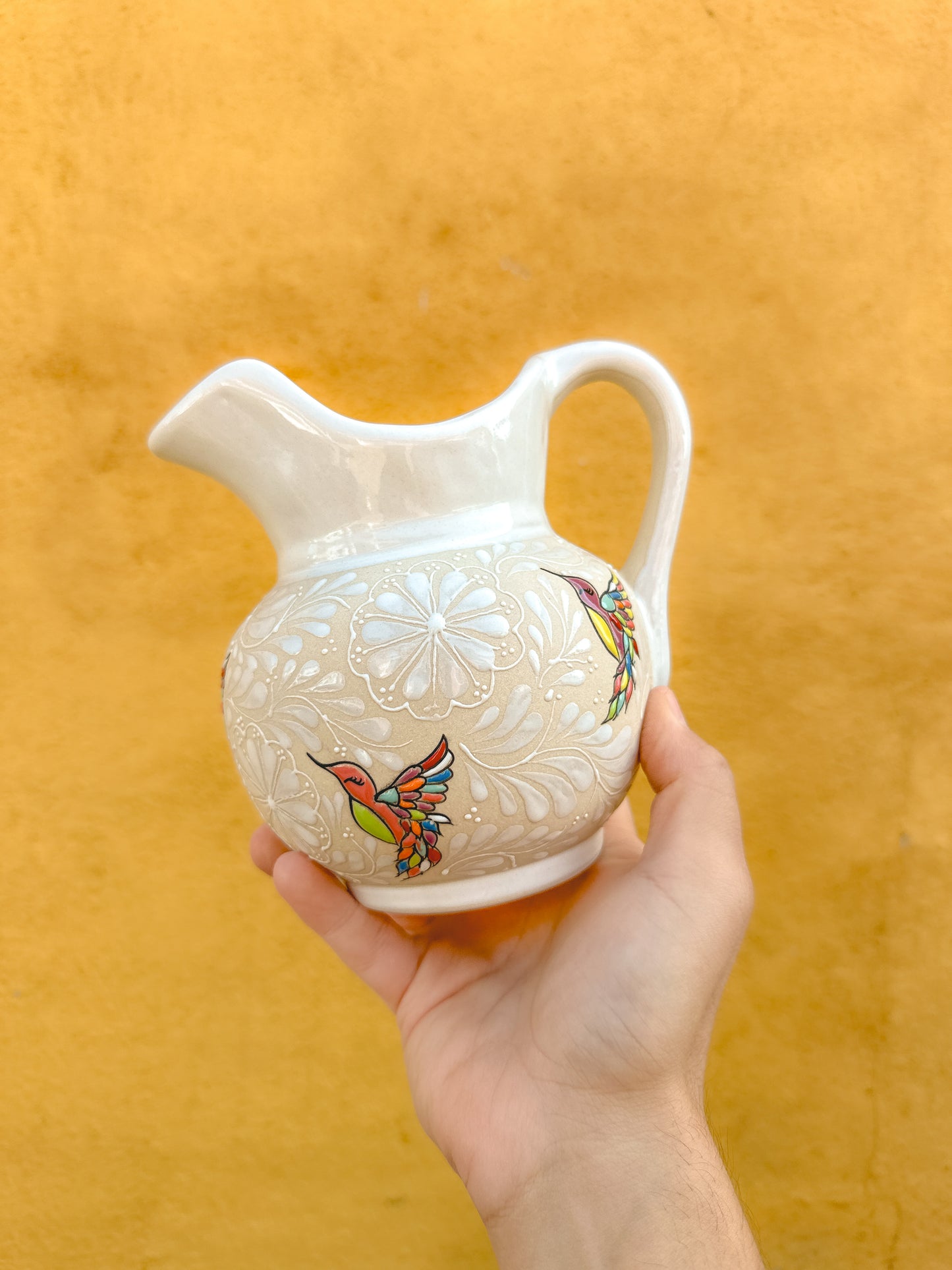 PRE-ORDER Hummingbirds Jarra (SHIPS IN APPROX. 6-12 WEEKS)