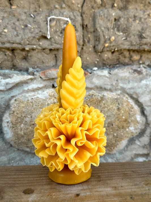 Amorcito Beeswax Floral Candle