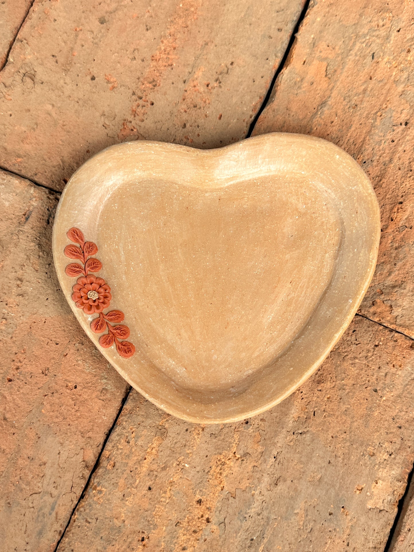 PRE-SALE Corazoncito Plate