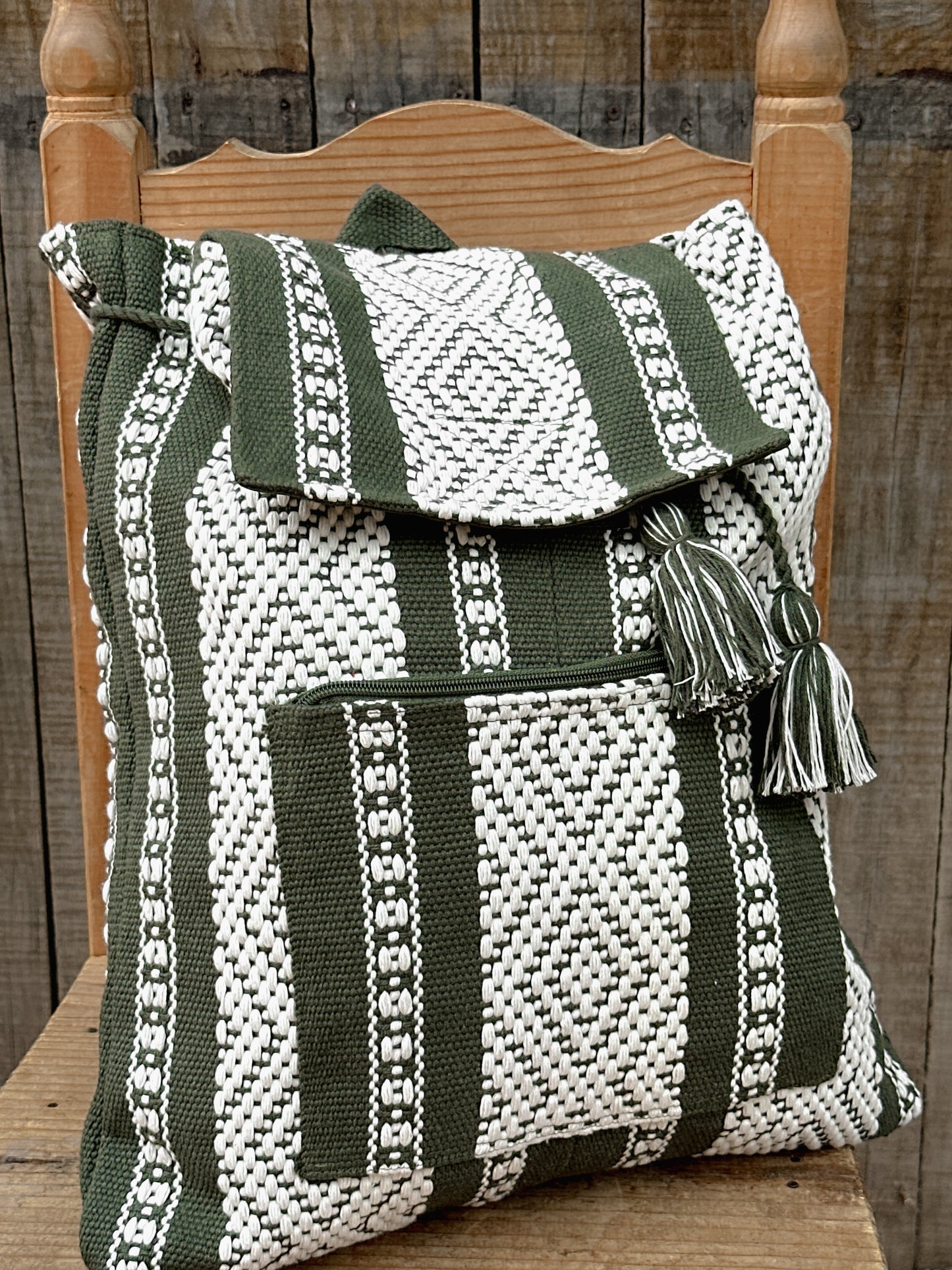 Mochila Jalieza tejida a mano