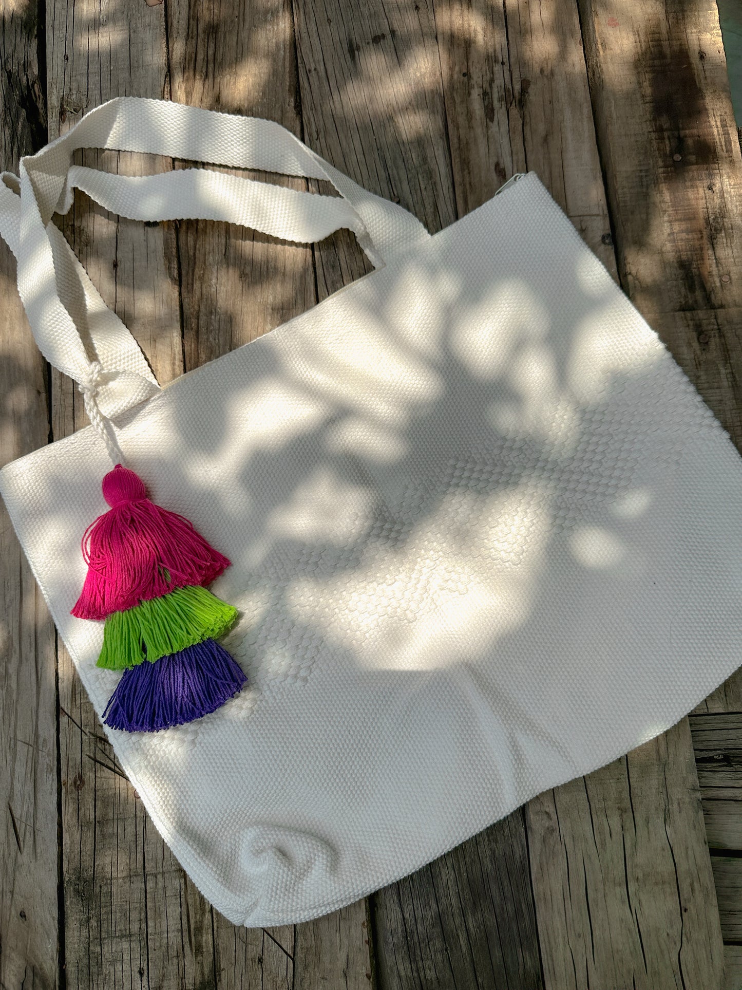 Bolso de mano Jalieza tejido a mano