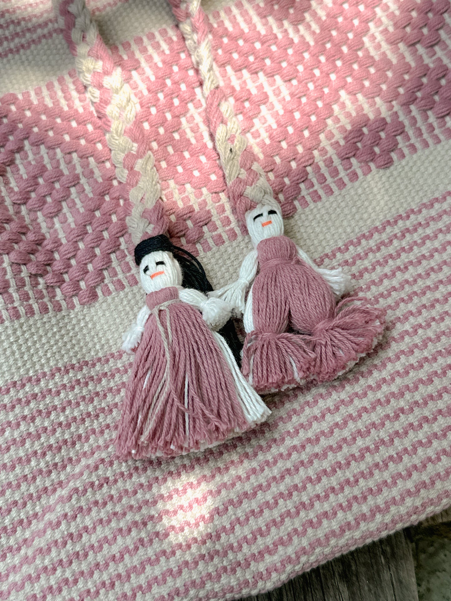 Bolso de mano Jalieza tejido a mano