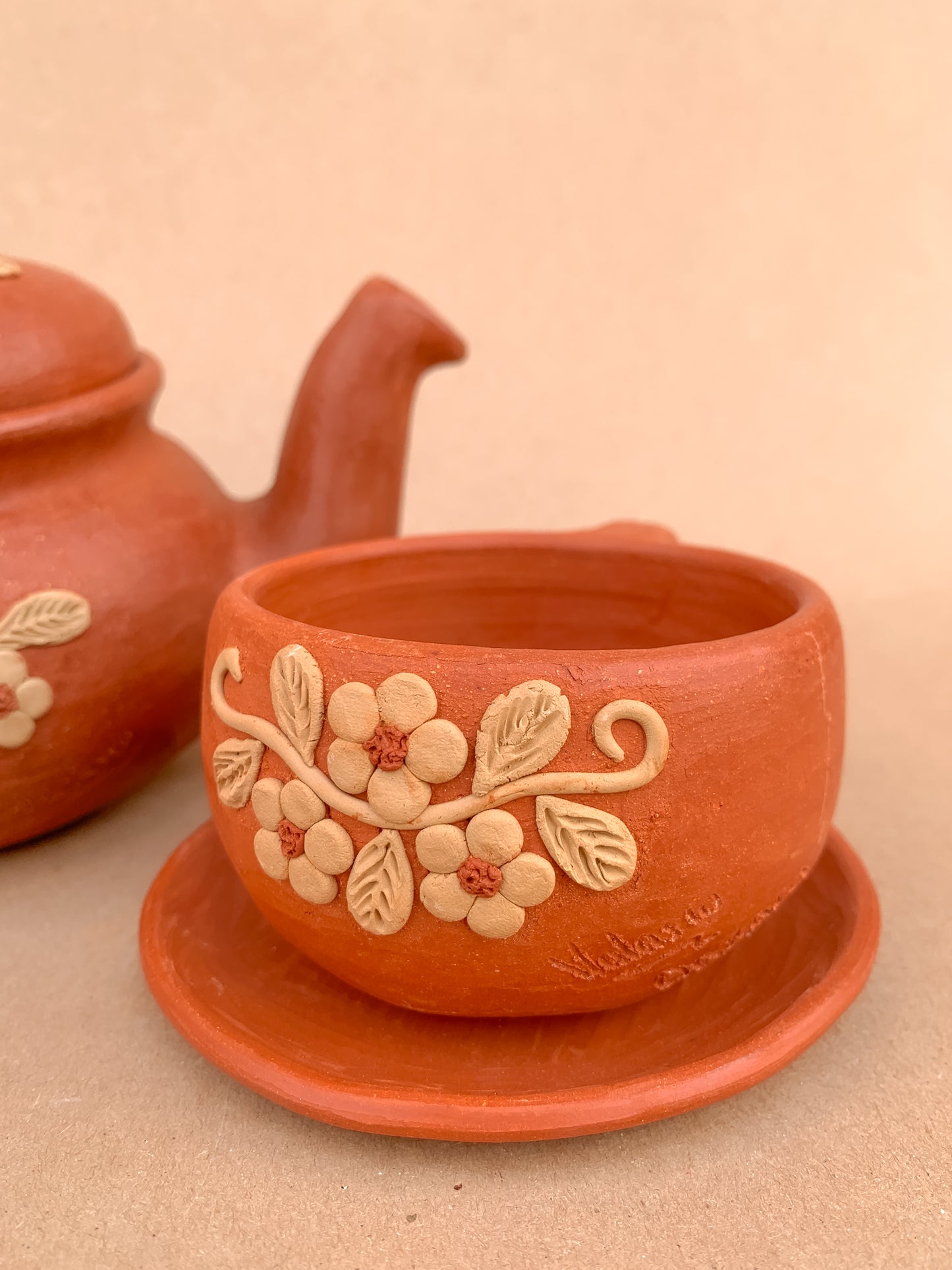 PRE-SALE Lily Teapot Set