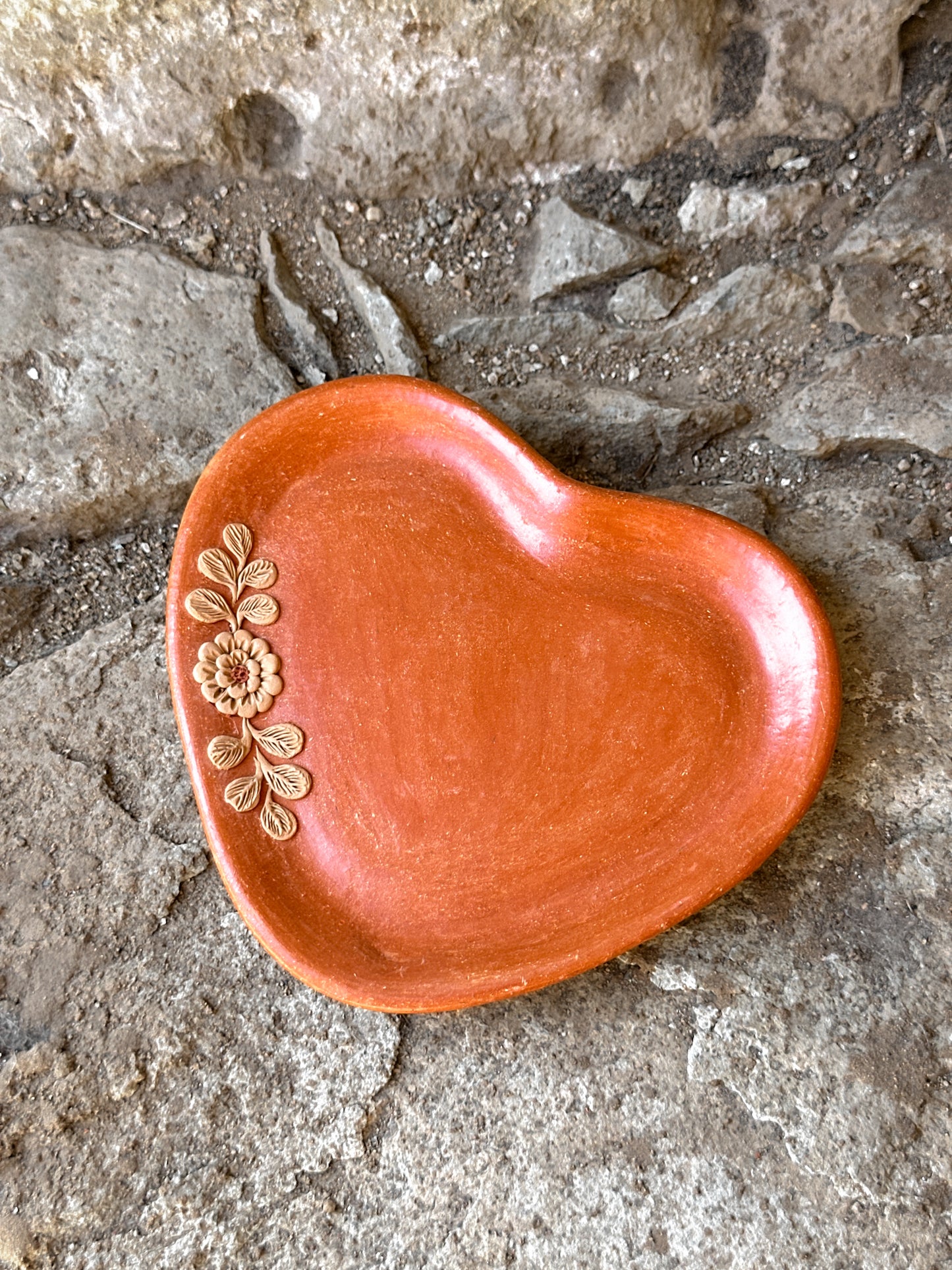 PRE-SALE Corazoncito Red Plate (SHIPS IN APPROX. 8 - 14 WEEKS)