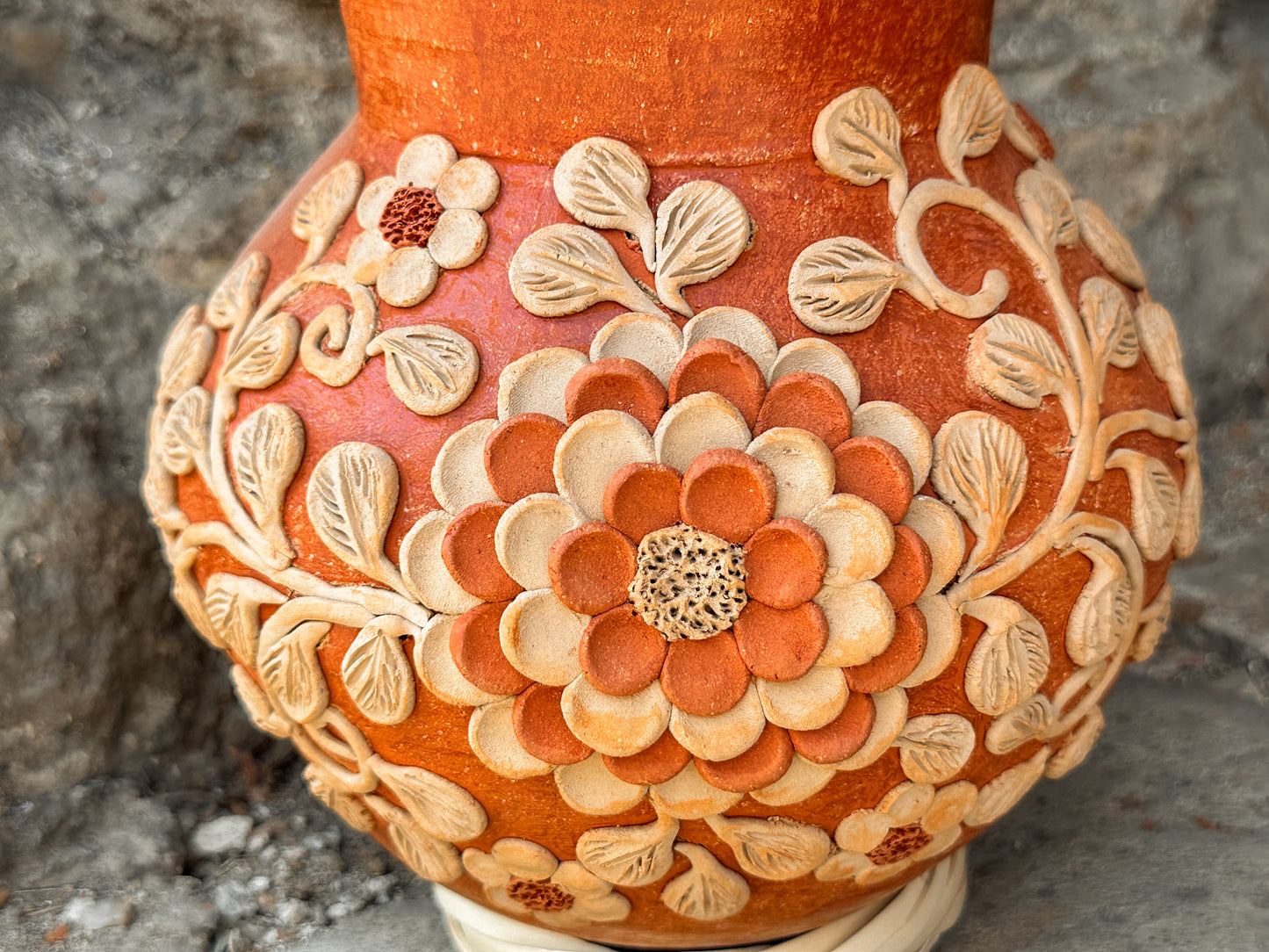 PRE-SALE Lizeth Vase (SHIPS IN APPROX. 8 - 14 WEEKS)