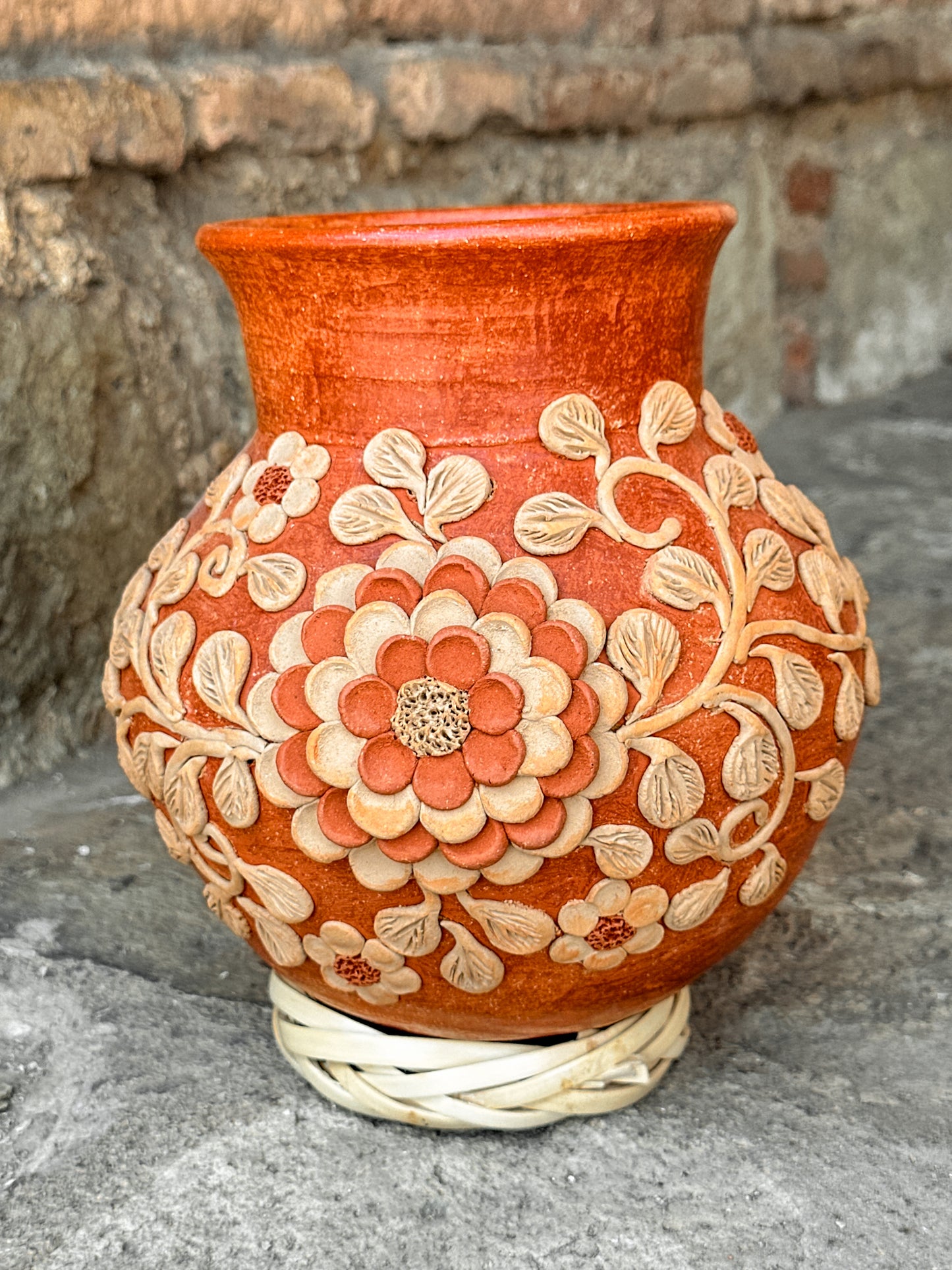 PRE-SALE Lizeth Vase (SHIPS IN APPROX. 8 - 14 WEEKS)