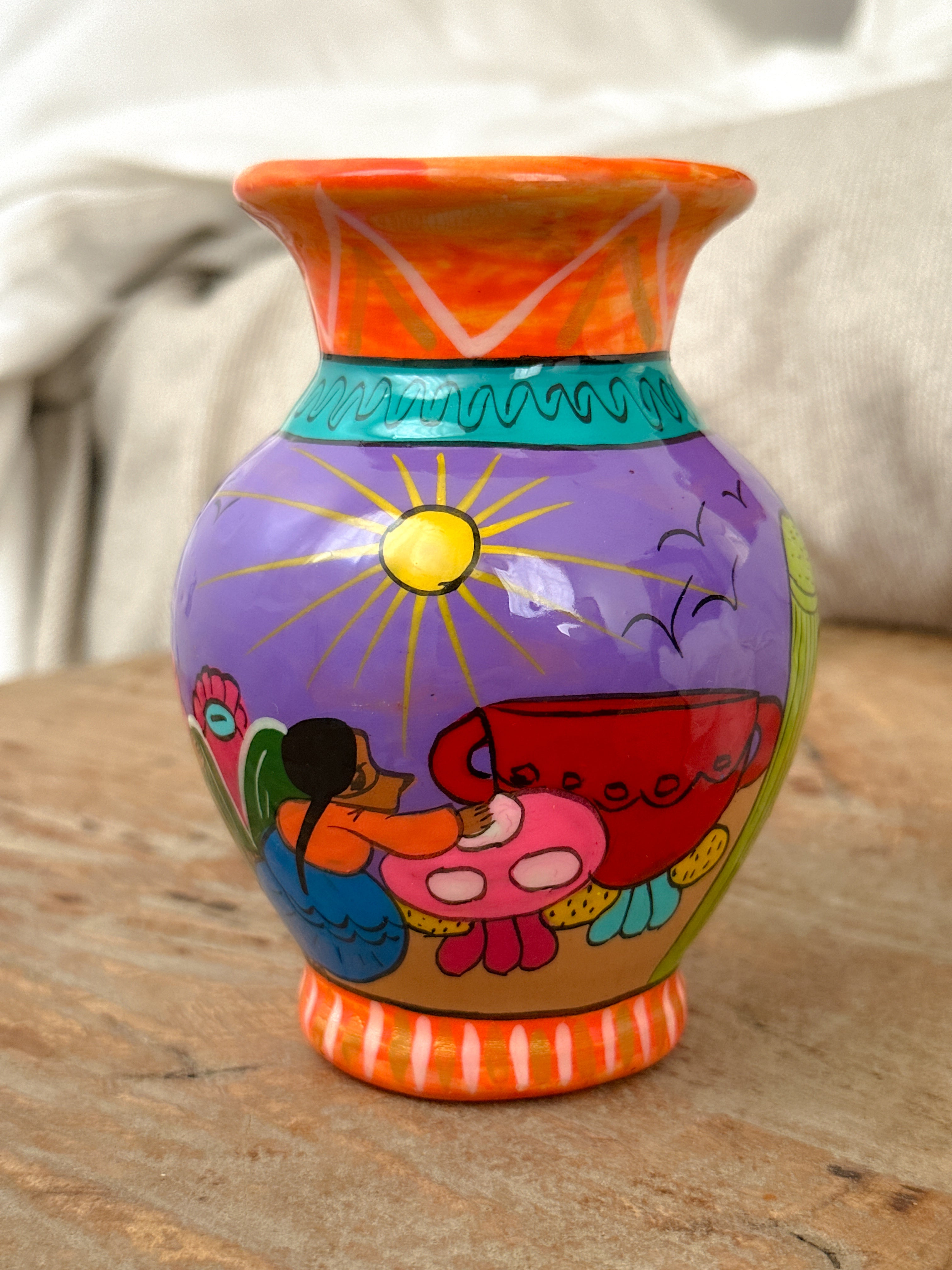 "Historias de Mexico" Mini Flower Vase