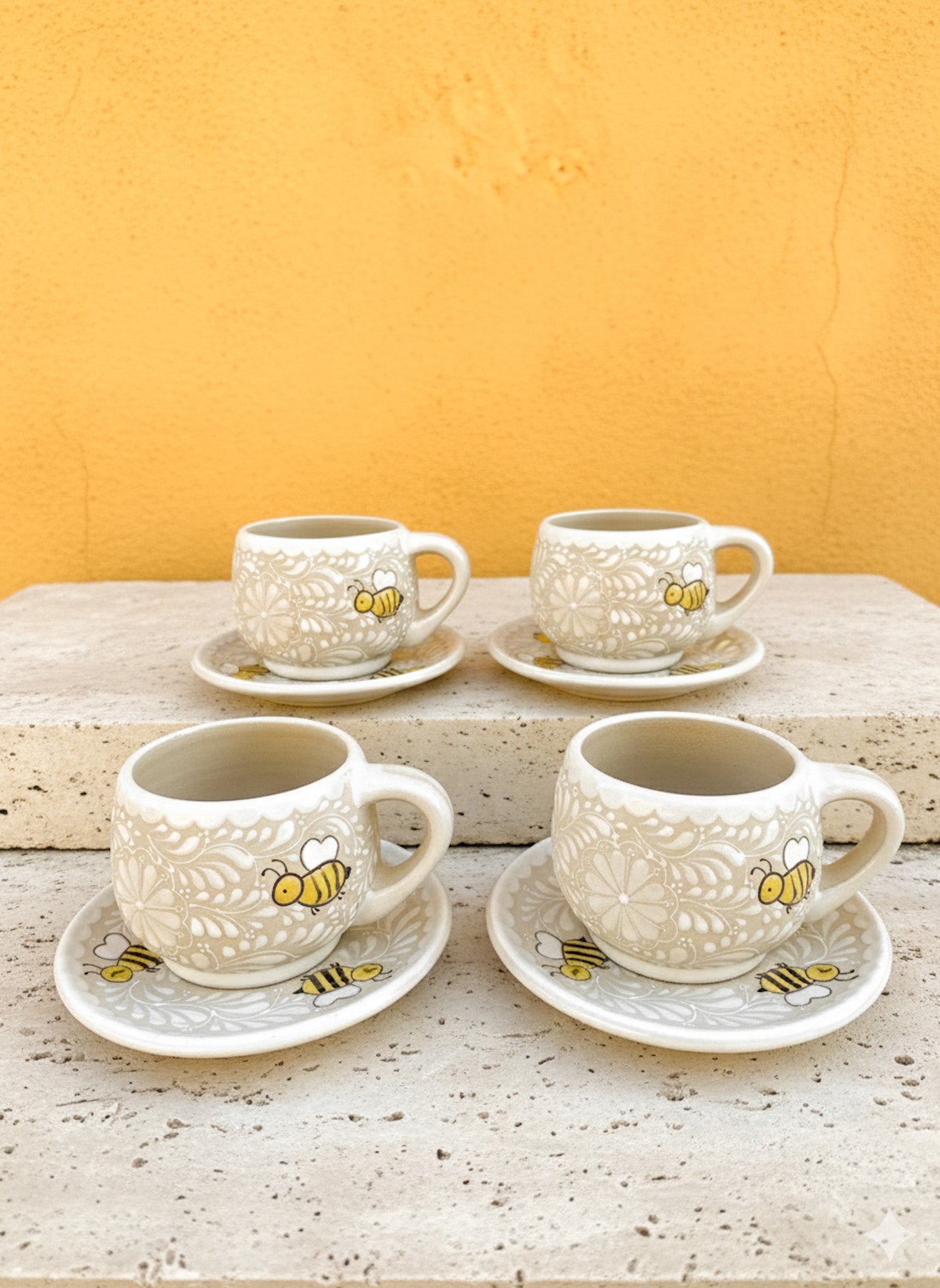 PRE-ORDER Set of 4 Bees Mug And Plate (SHIPS IN APPROX. 6-12 WEEKS)