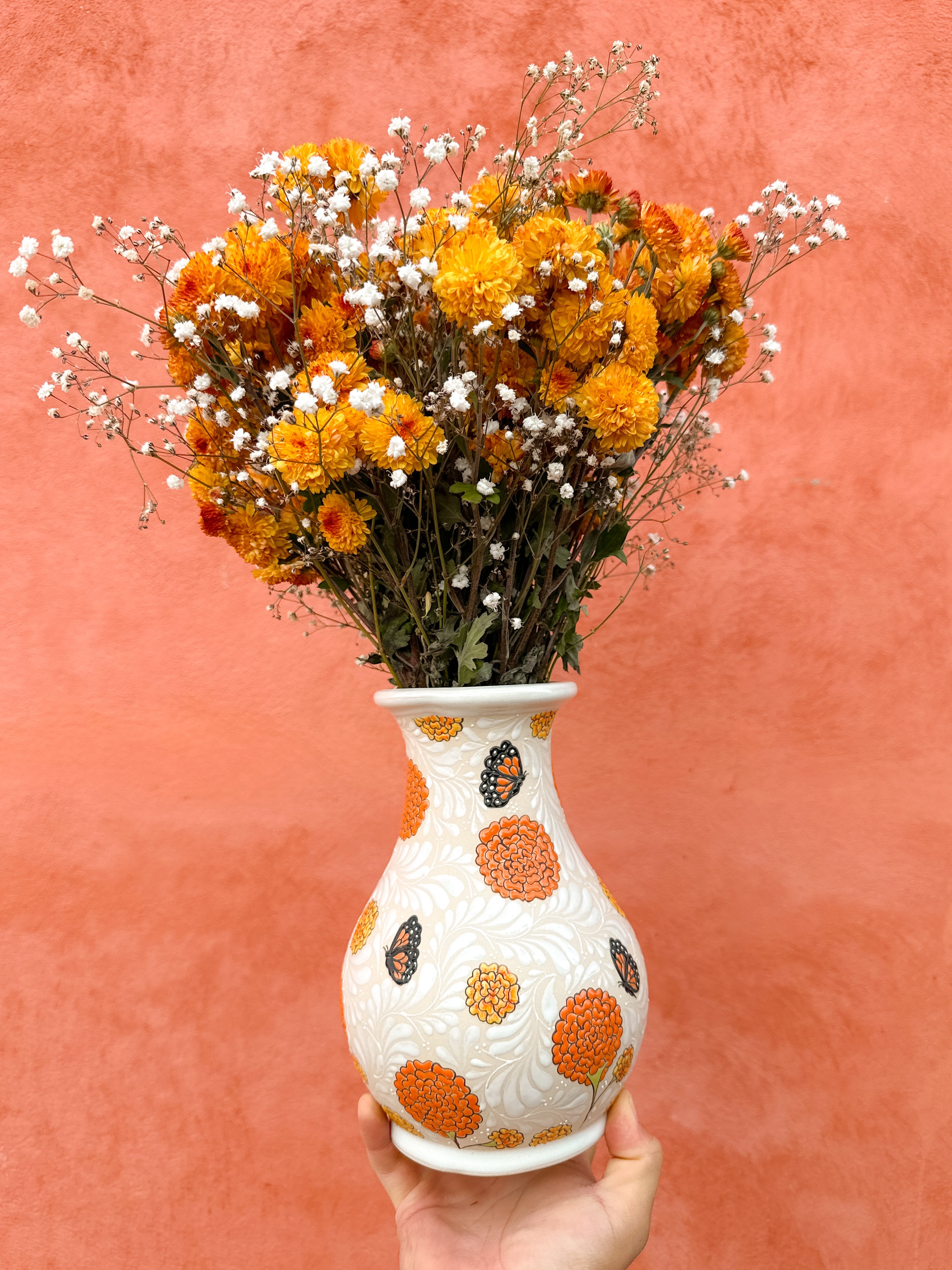 PRE-ORDER Mariposas Flower Vase (SHIPS IN APPROX. 6 - 14 WEEKS)