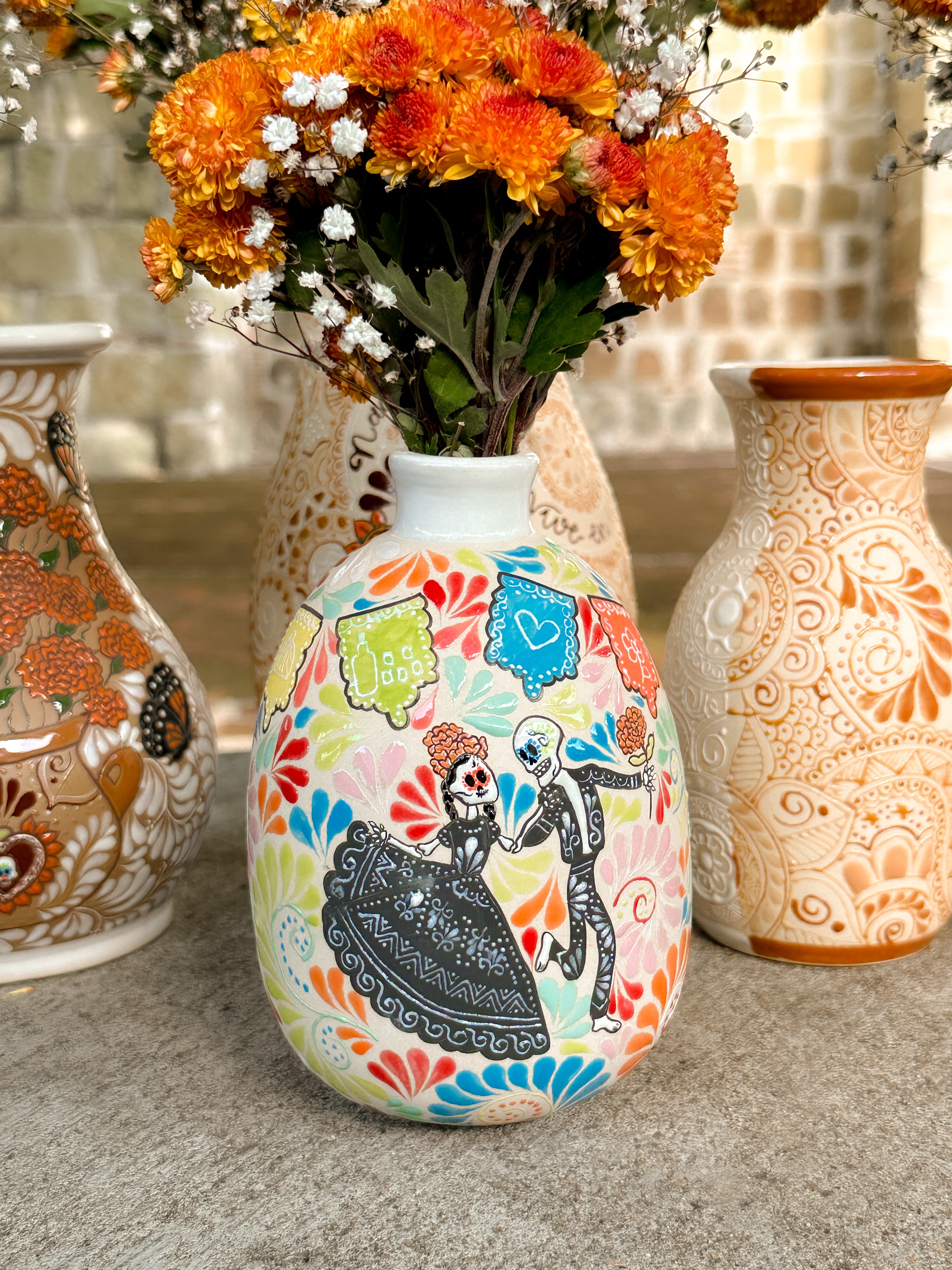 PRE-ORDER Frida & Diego Flower Vase (SHIPS IN APPROX. 6 - 14 WEEKS)