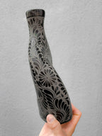 Jarrón redondo con flores en preventa (ENVÍO EN APROX. 6-12 SEMANAS)