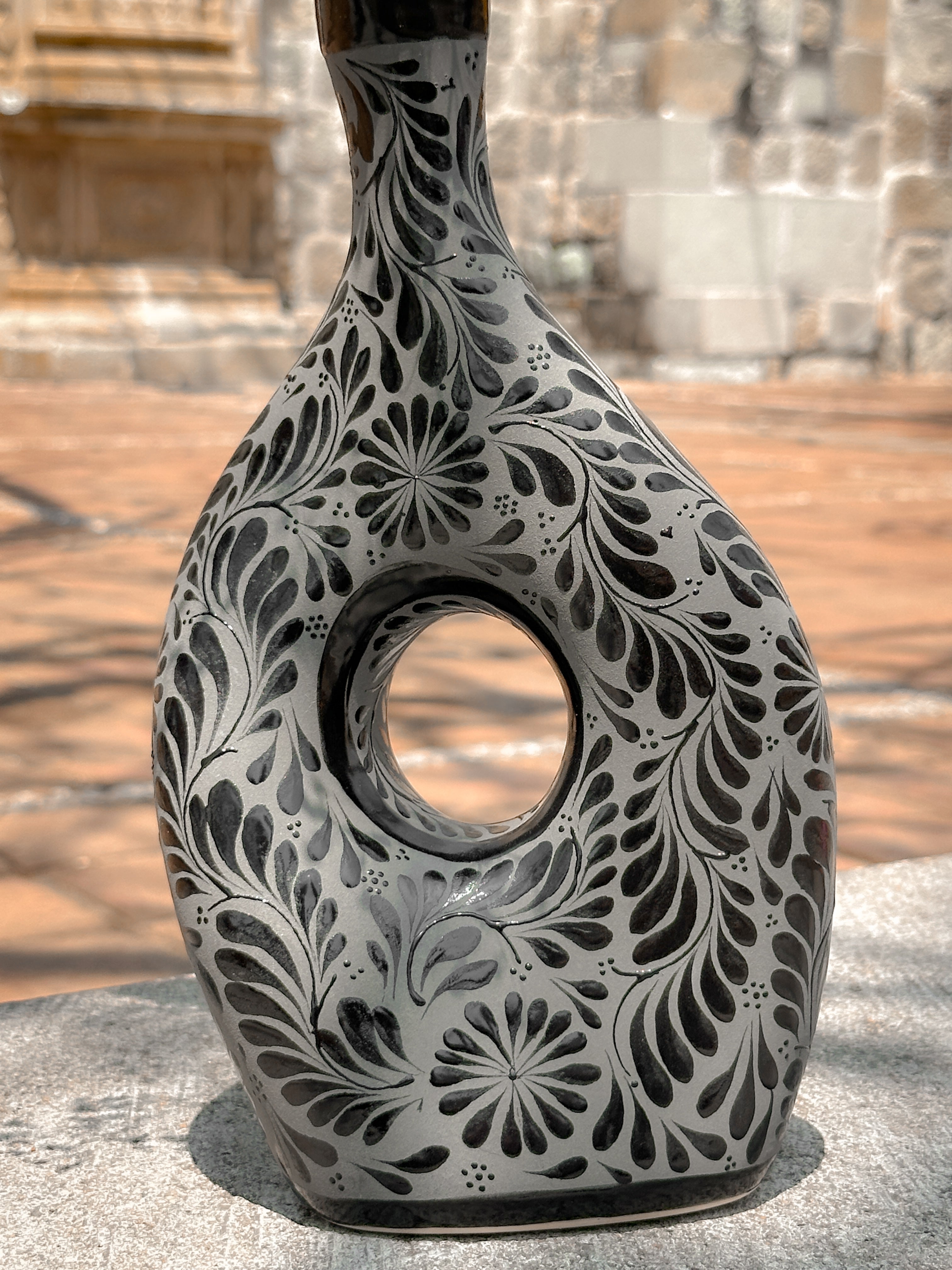 PRE-ORDER Round Flower Vase (SHIPS IN APPROX. 6-12 WEEKS)