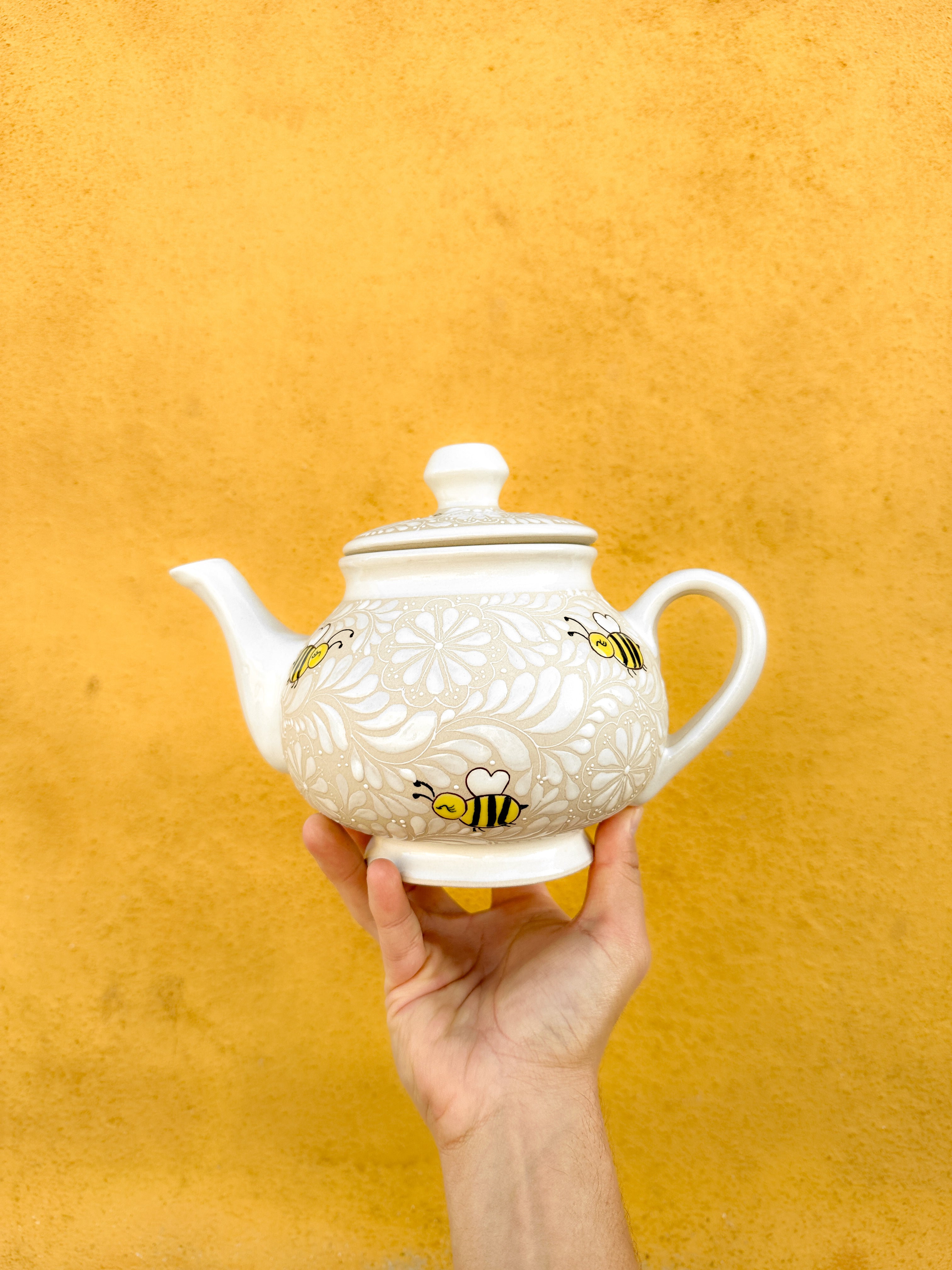 PRE-ORDER Bees Tea Pot (SHIPS IN APPROX. 6-12 WEEKS)