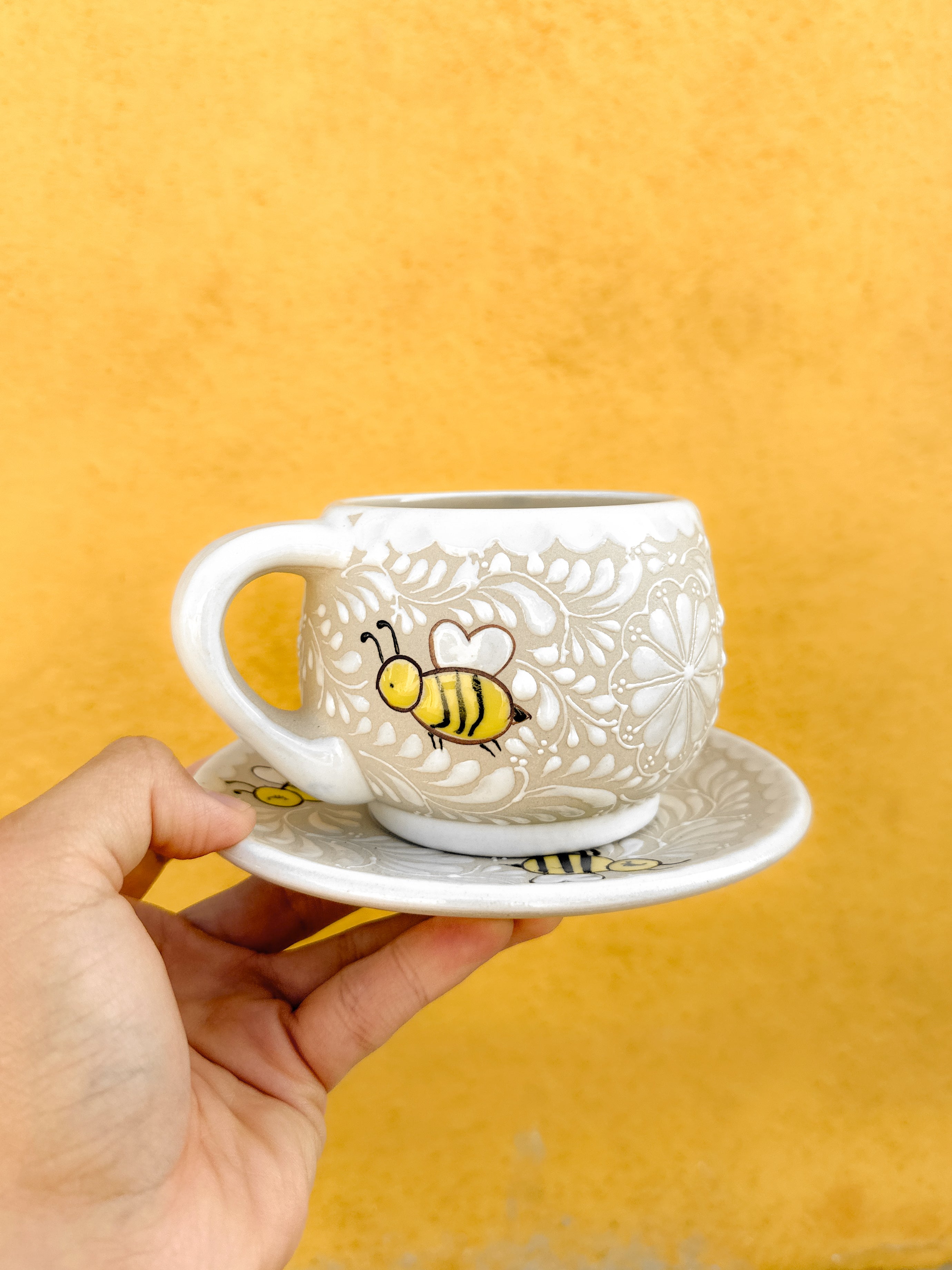 PRE-ORDER Bees Plate and Mug Set (SHIPS IN APPROX. 6-12 WEEKS)