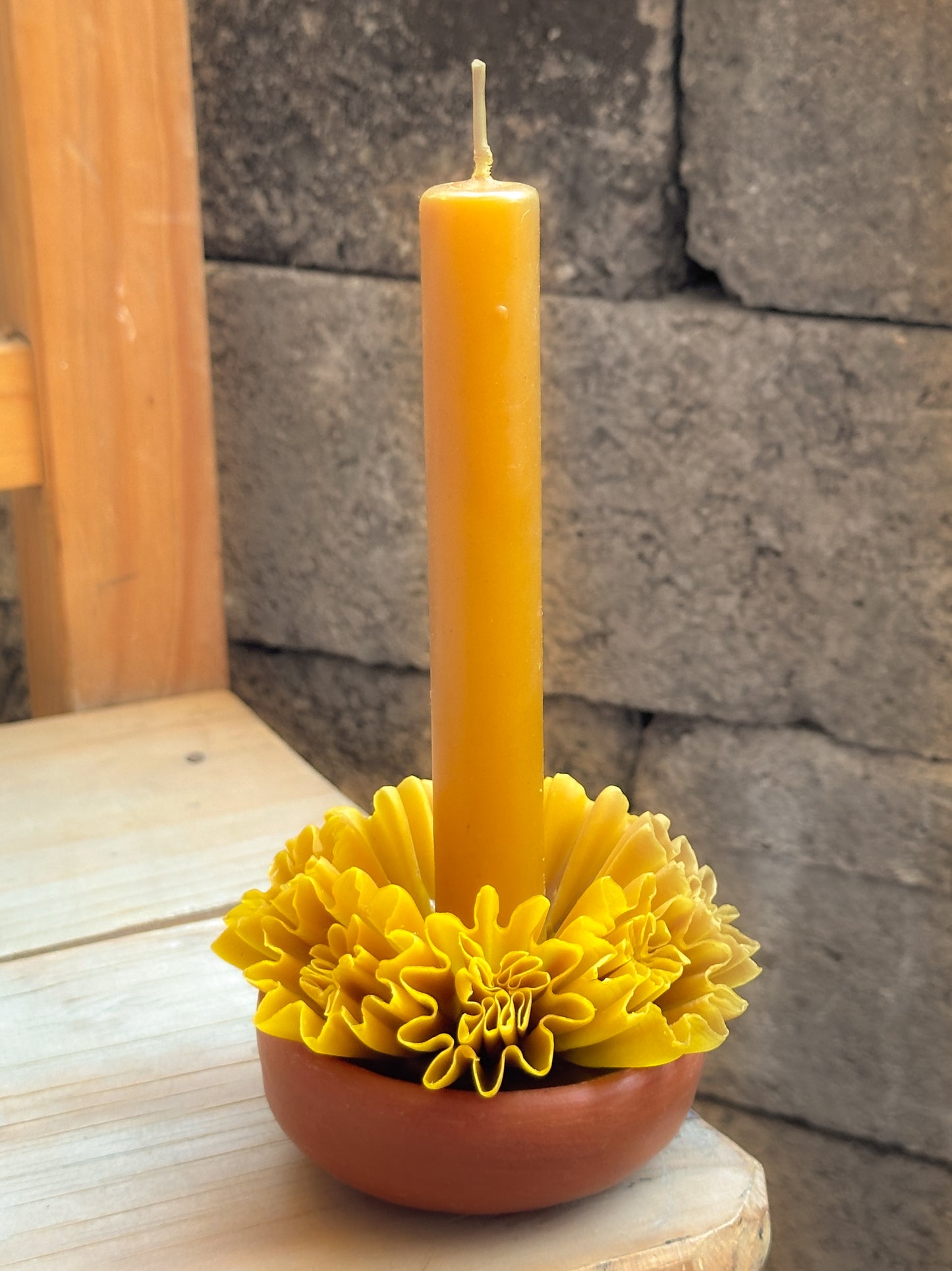 Vela de cera de abejas Leslie pequeña
