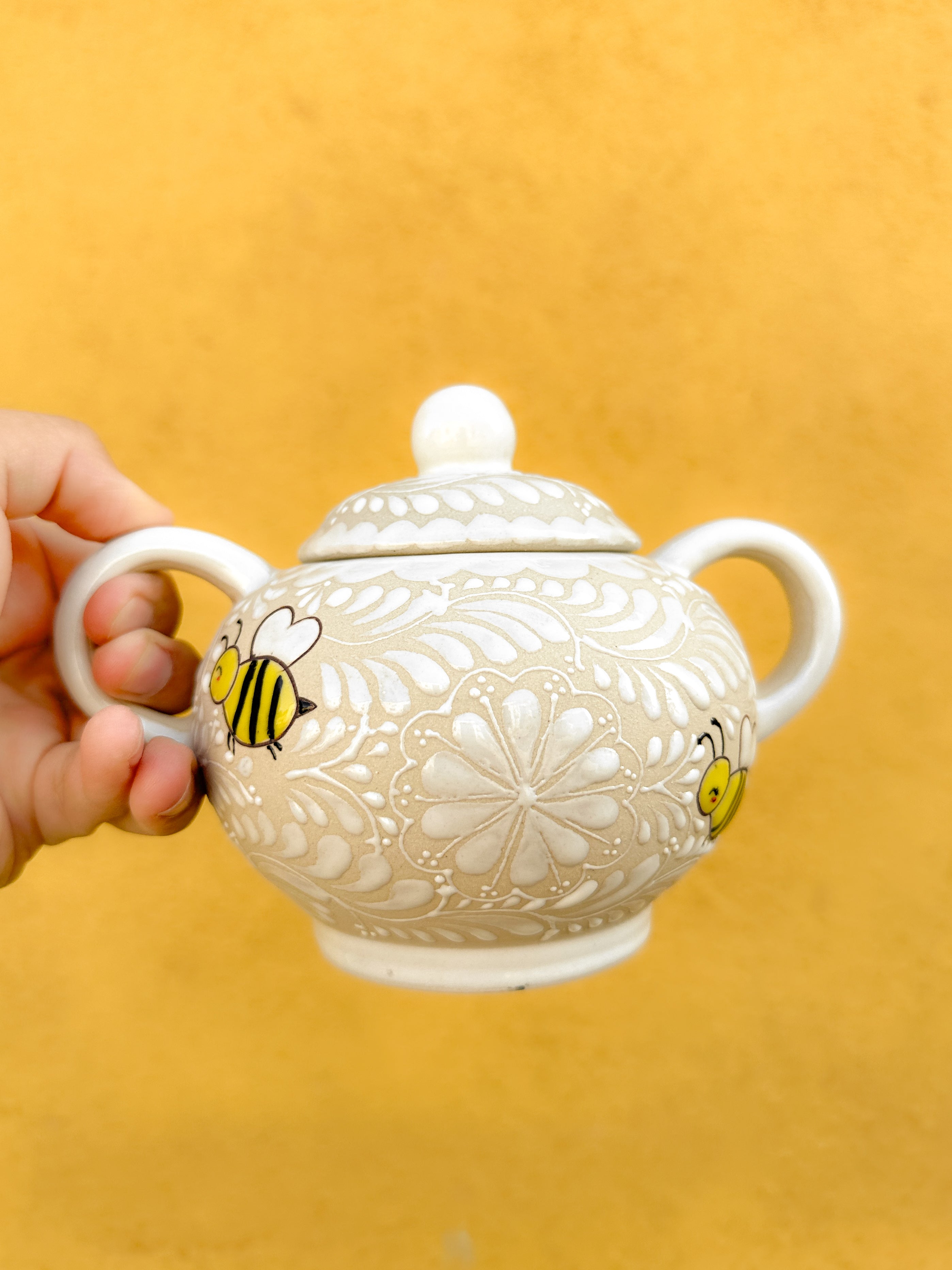 PRE-ORDER Bees Sugar Bowl (SHIPS IN APPROX. 6-12 WEEKS)