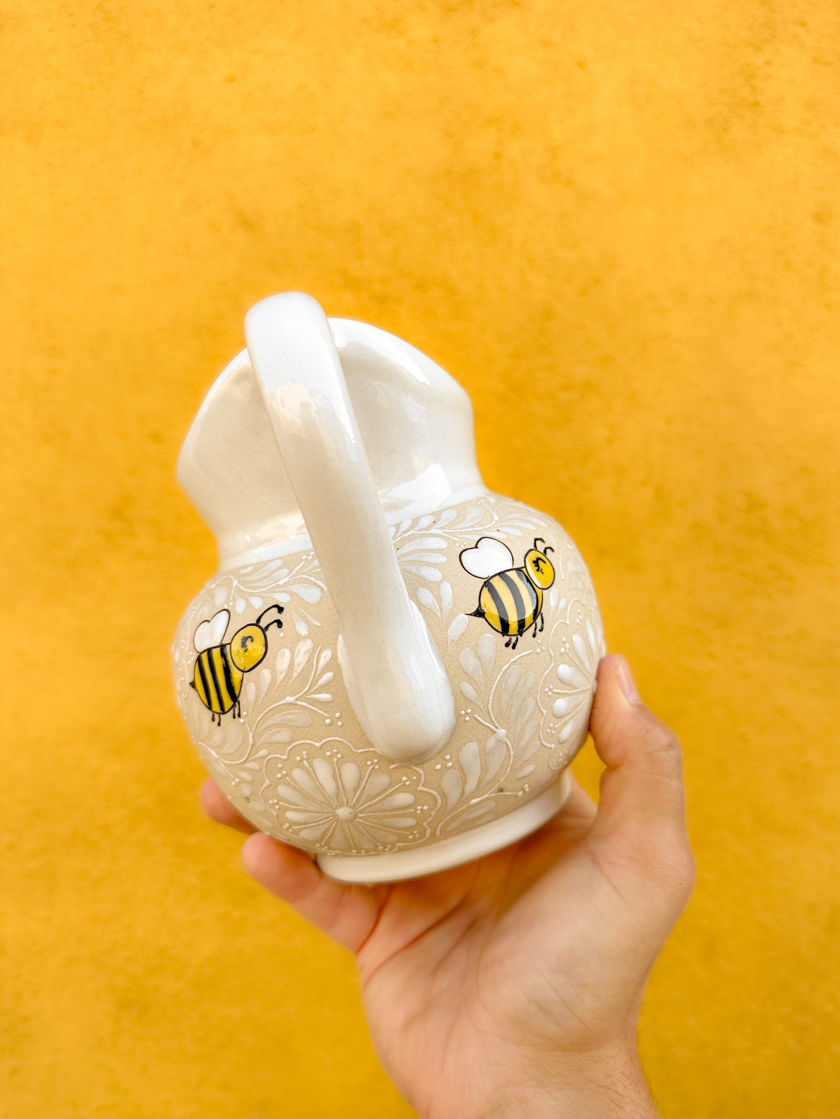 PRE-ORDER Bees Jarra (SHIPS IN APPROX. 6-12 WEEKS)