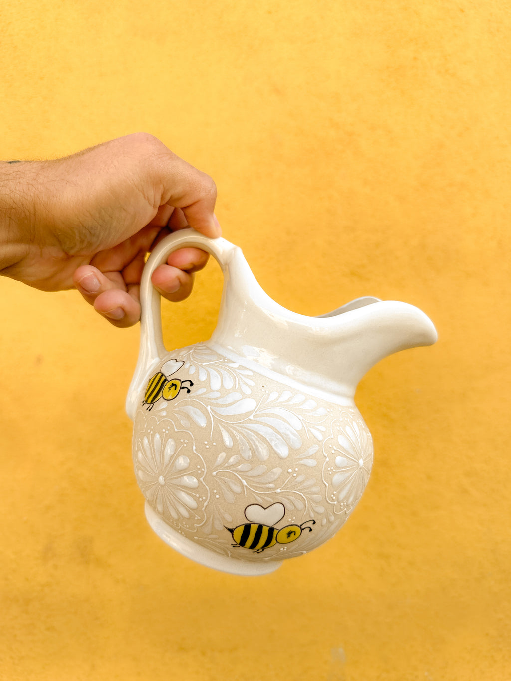 RESERVA Bees Jarra (ENVÍO EN APROX. 6-12 SEMANAS)