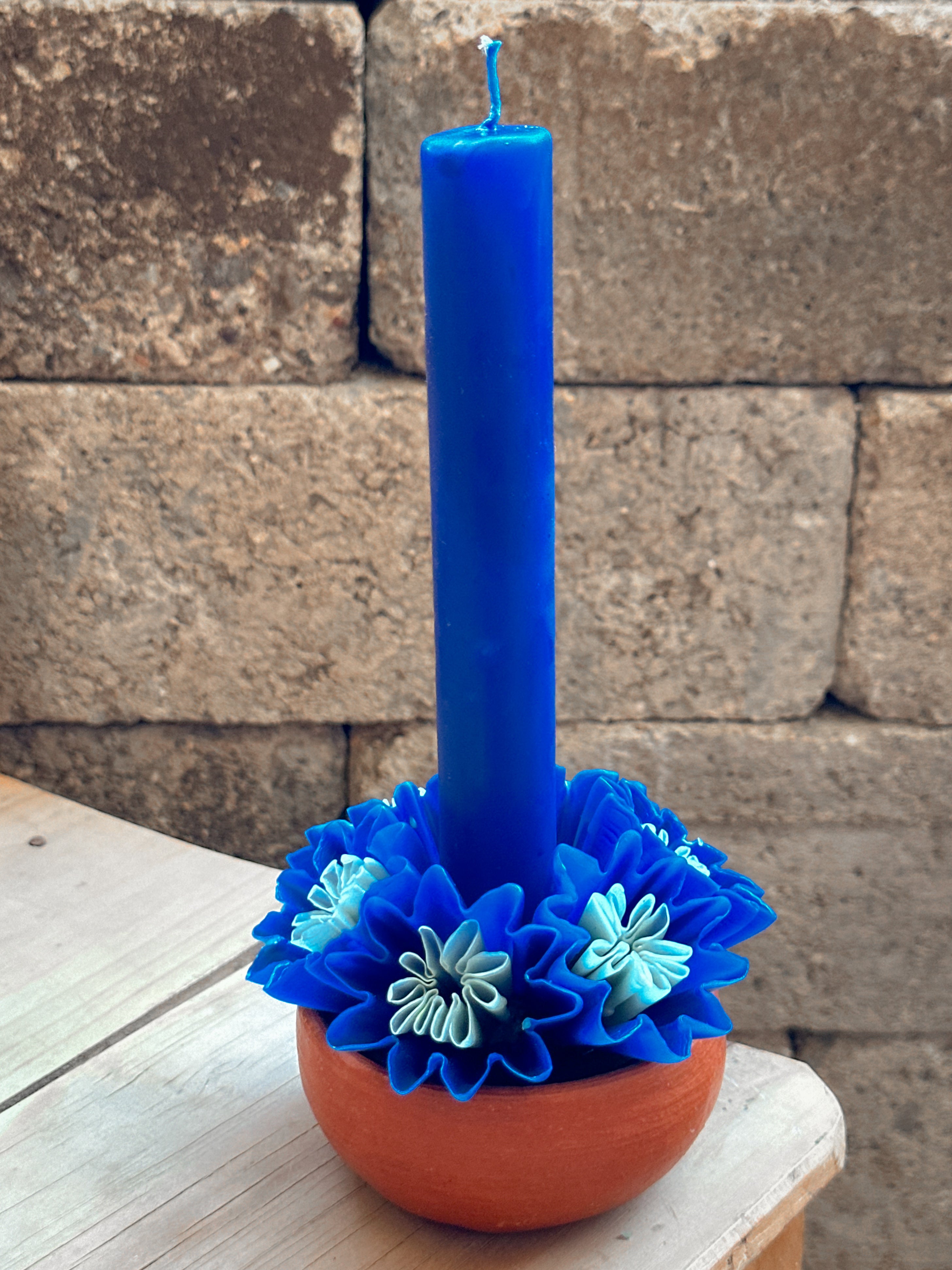 Leslie Medium Beeswax Candle