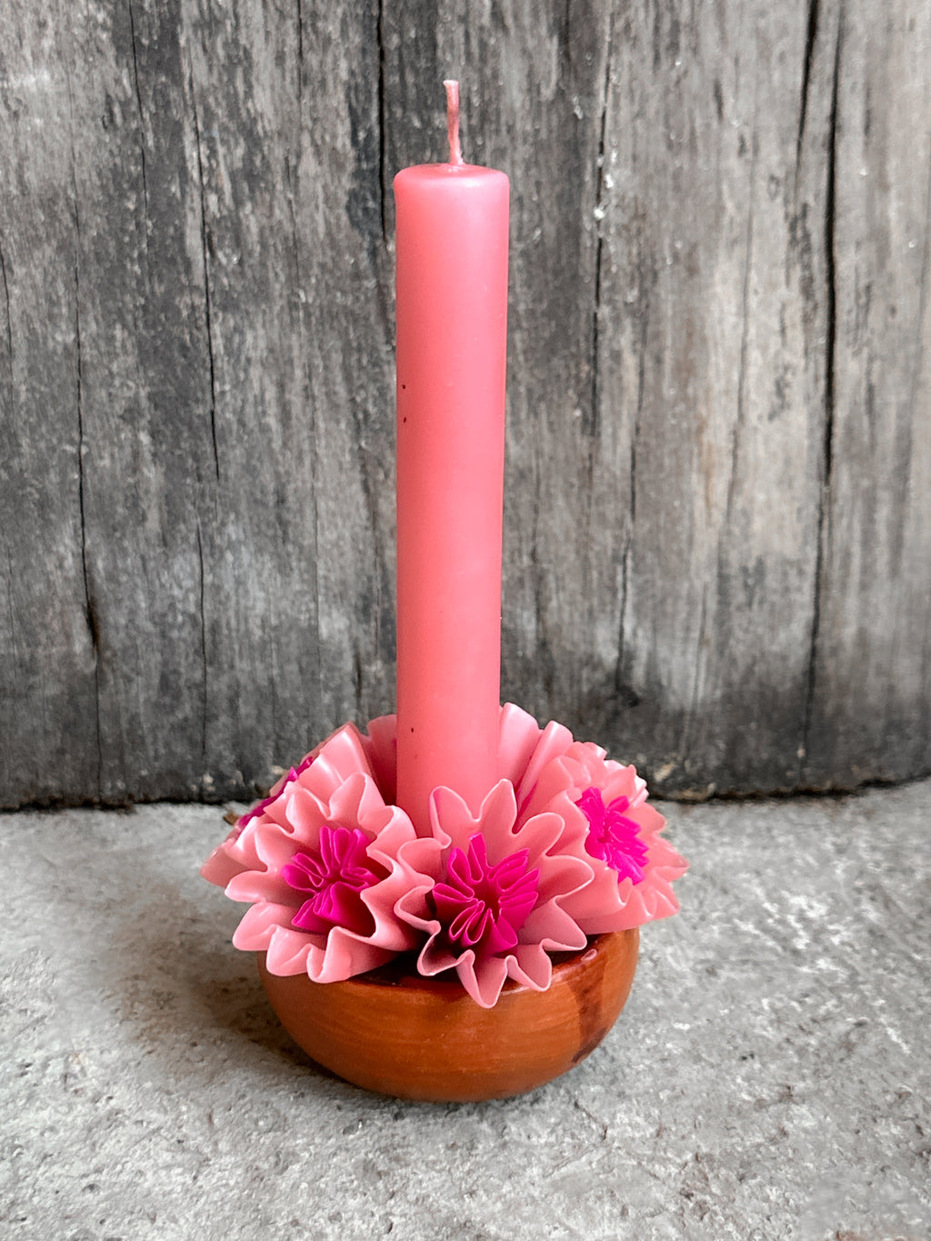 Leslie Medium Beeswax Candle