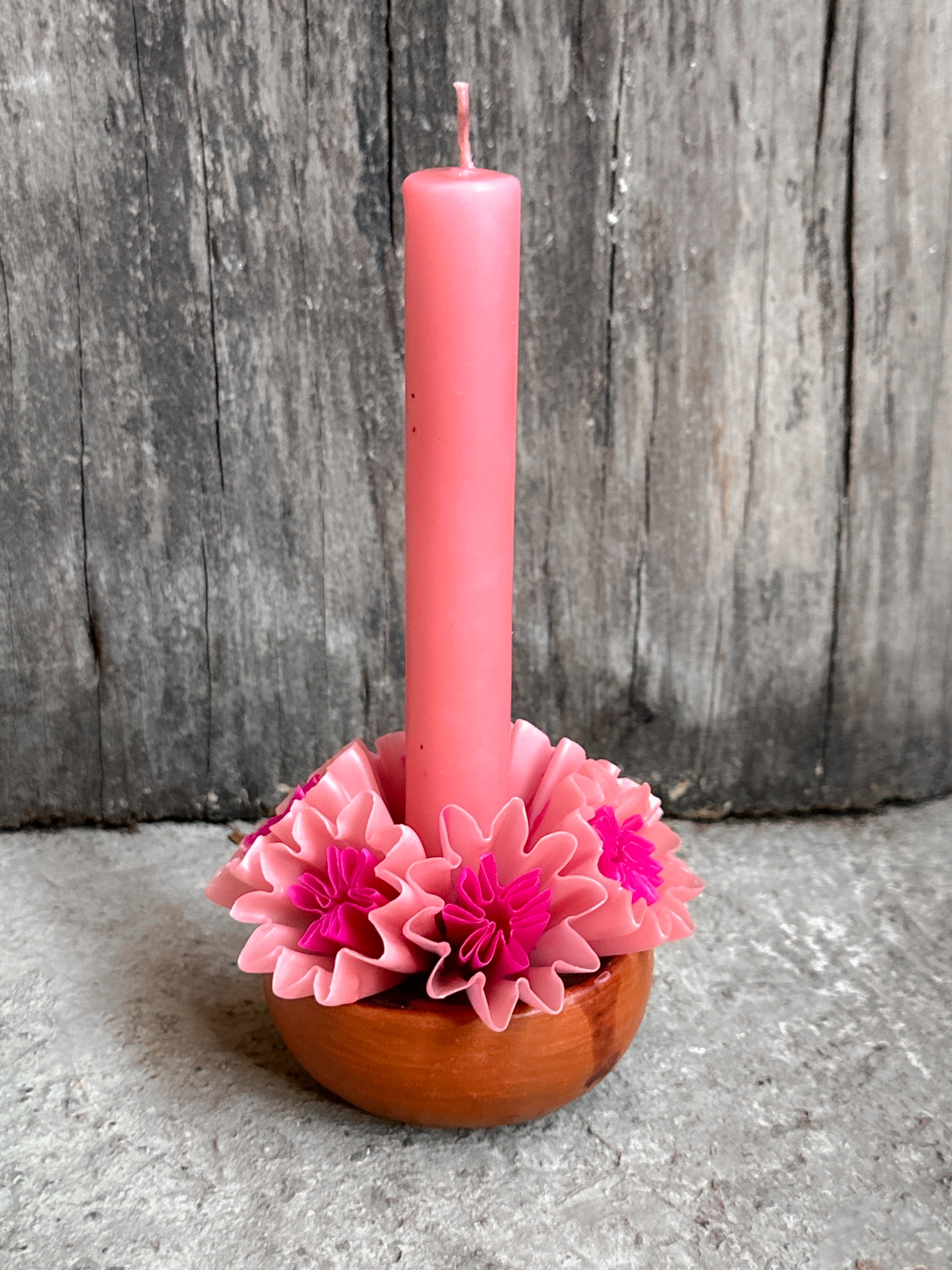 Leslie Medium Beeswax Candle