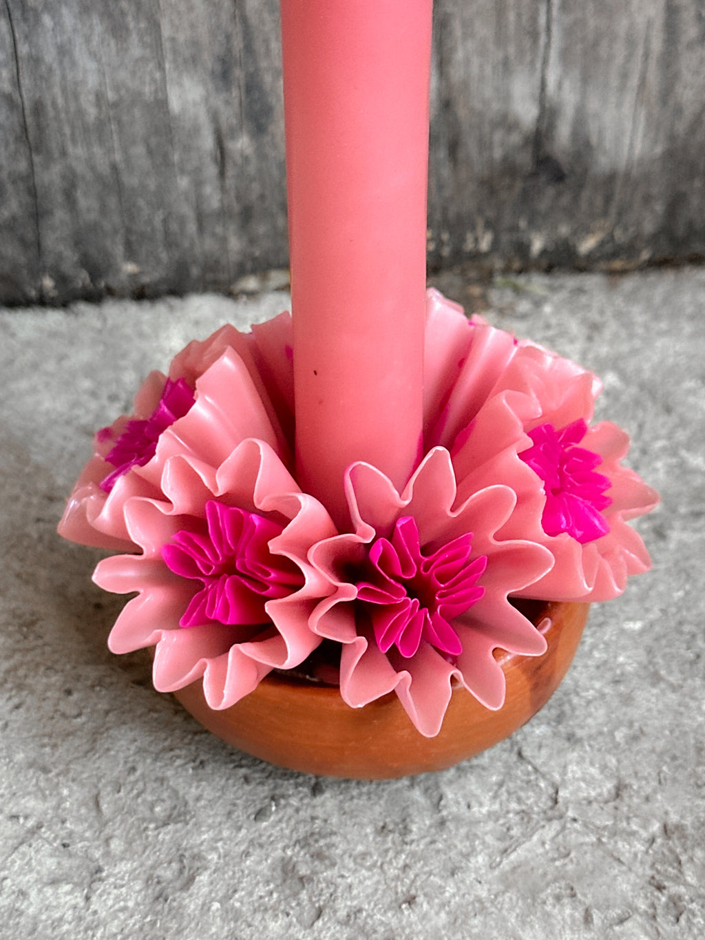 Leslie Medium Beeswax Candle