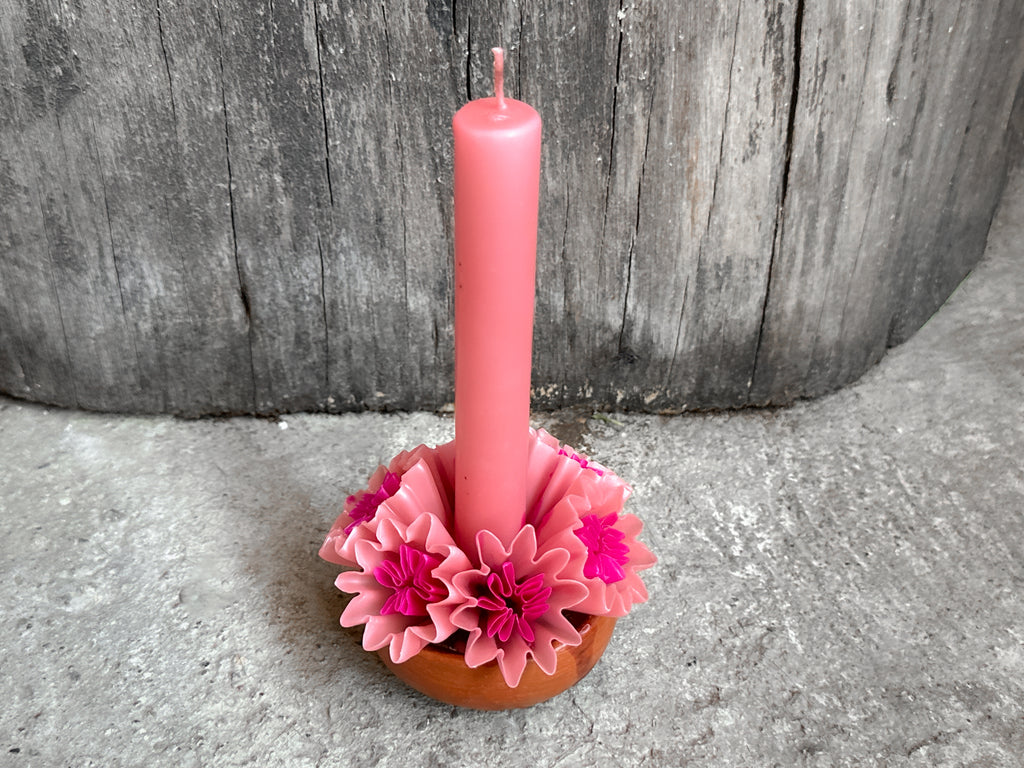 Leslie Medium Beeswax Candle