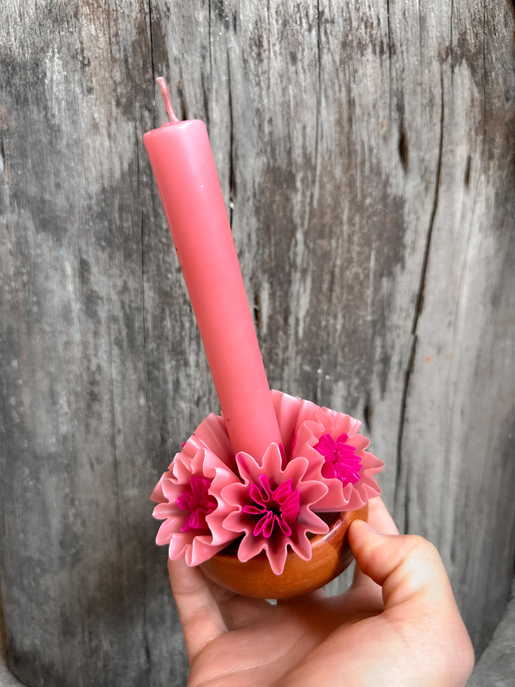 Leslie Medium Beeswax Candle