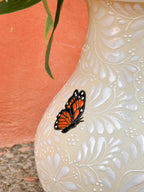 PRE-ORDEN Jarrón Mariposas Monarca (ENVÍO EN APROX. 6-12 SEMANAS)