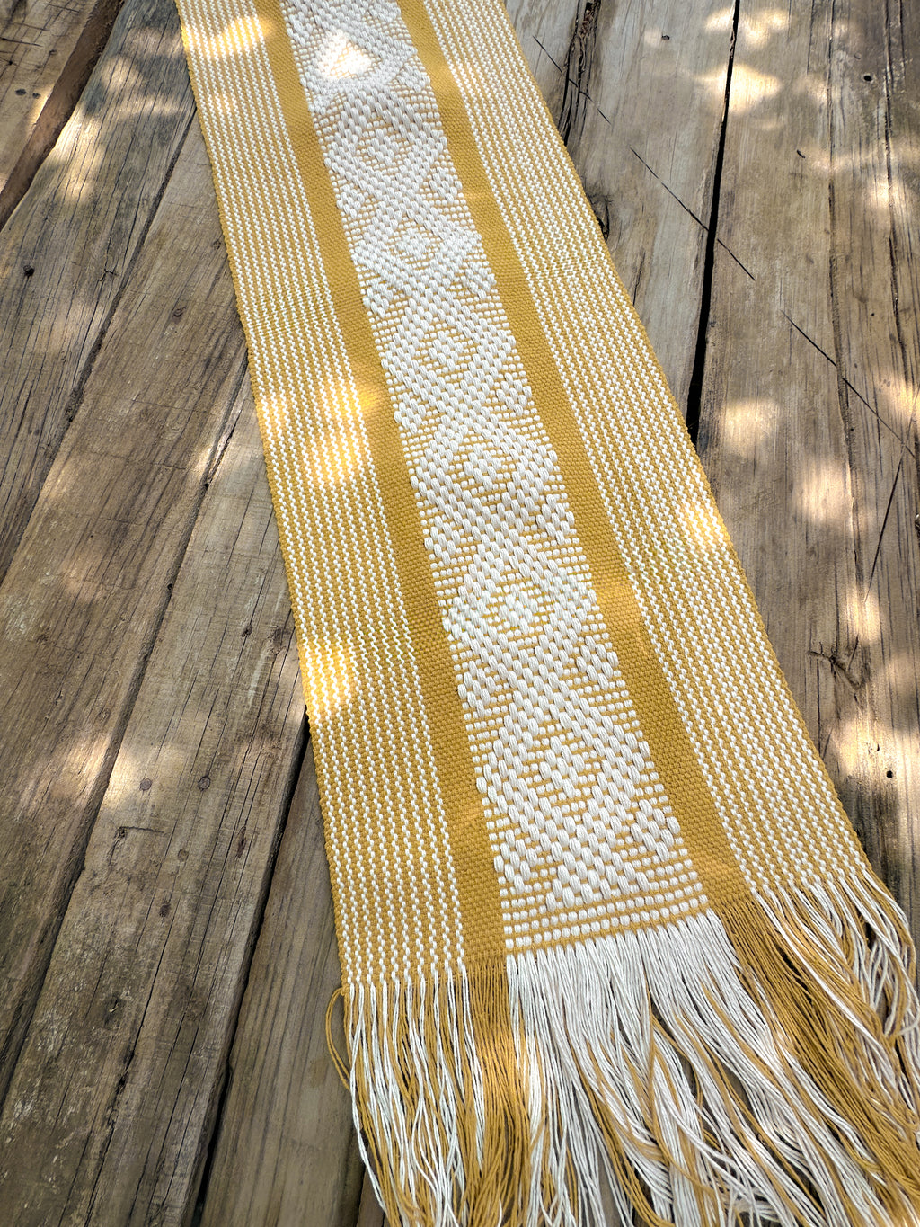 Stella Jalieza Table Runner