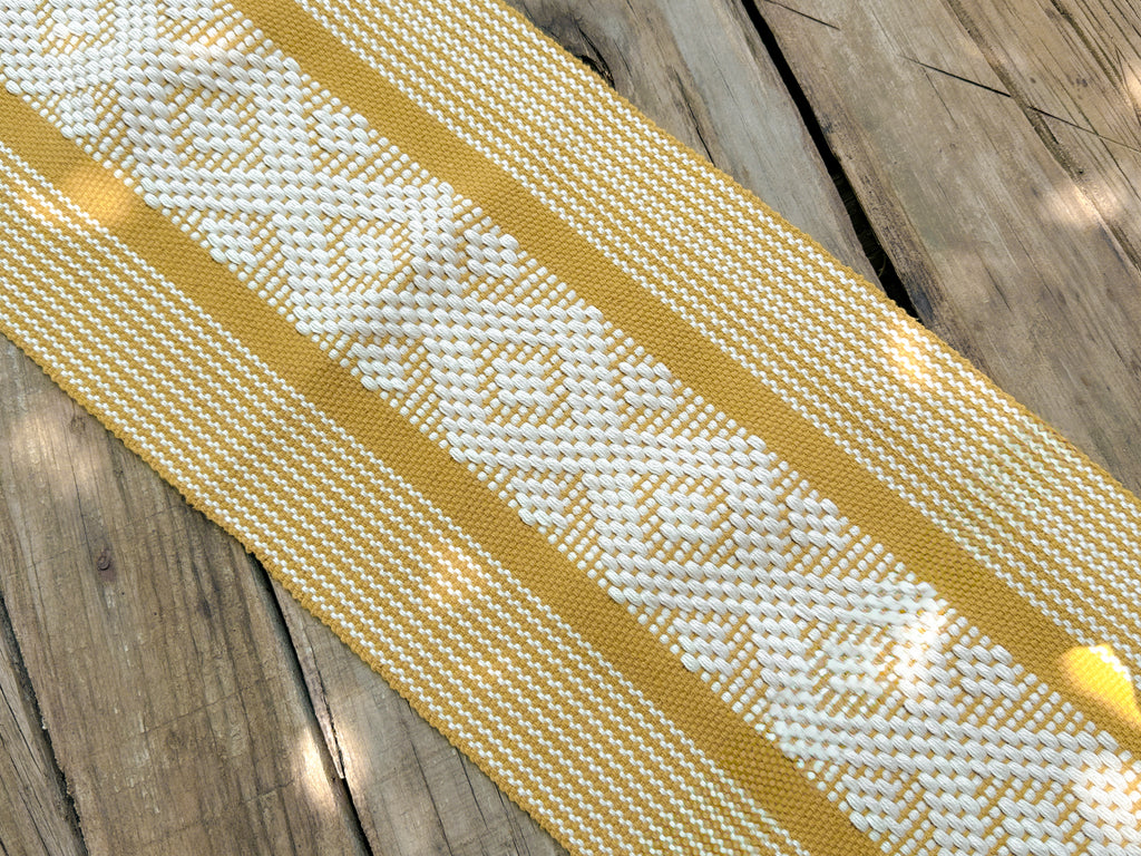Stella Jalieza Table Runner