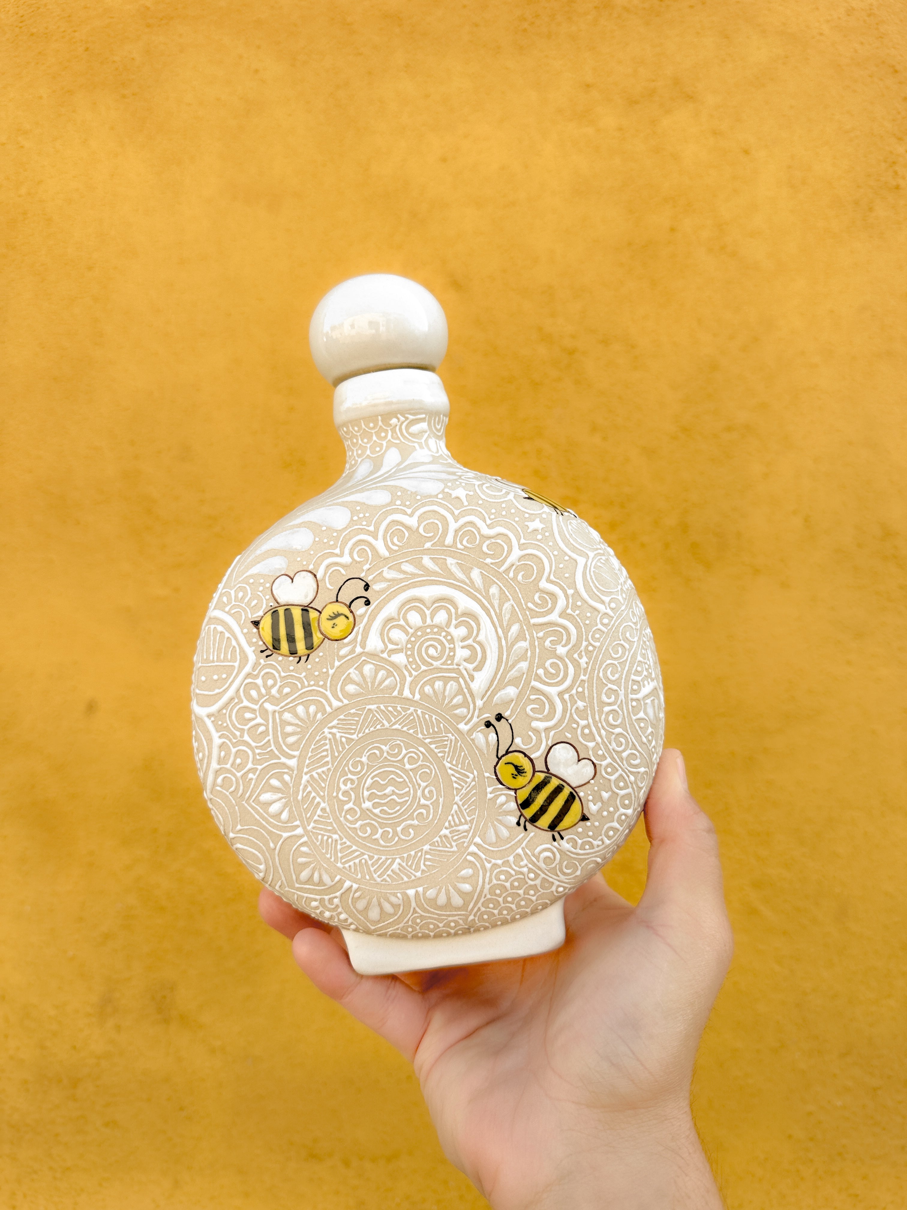 PRE-ORDER Bees Liquor Decanter (SHIPS IN APPROX. 6-12 WEEKS)