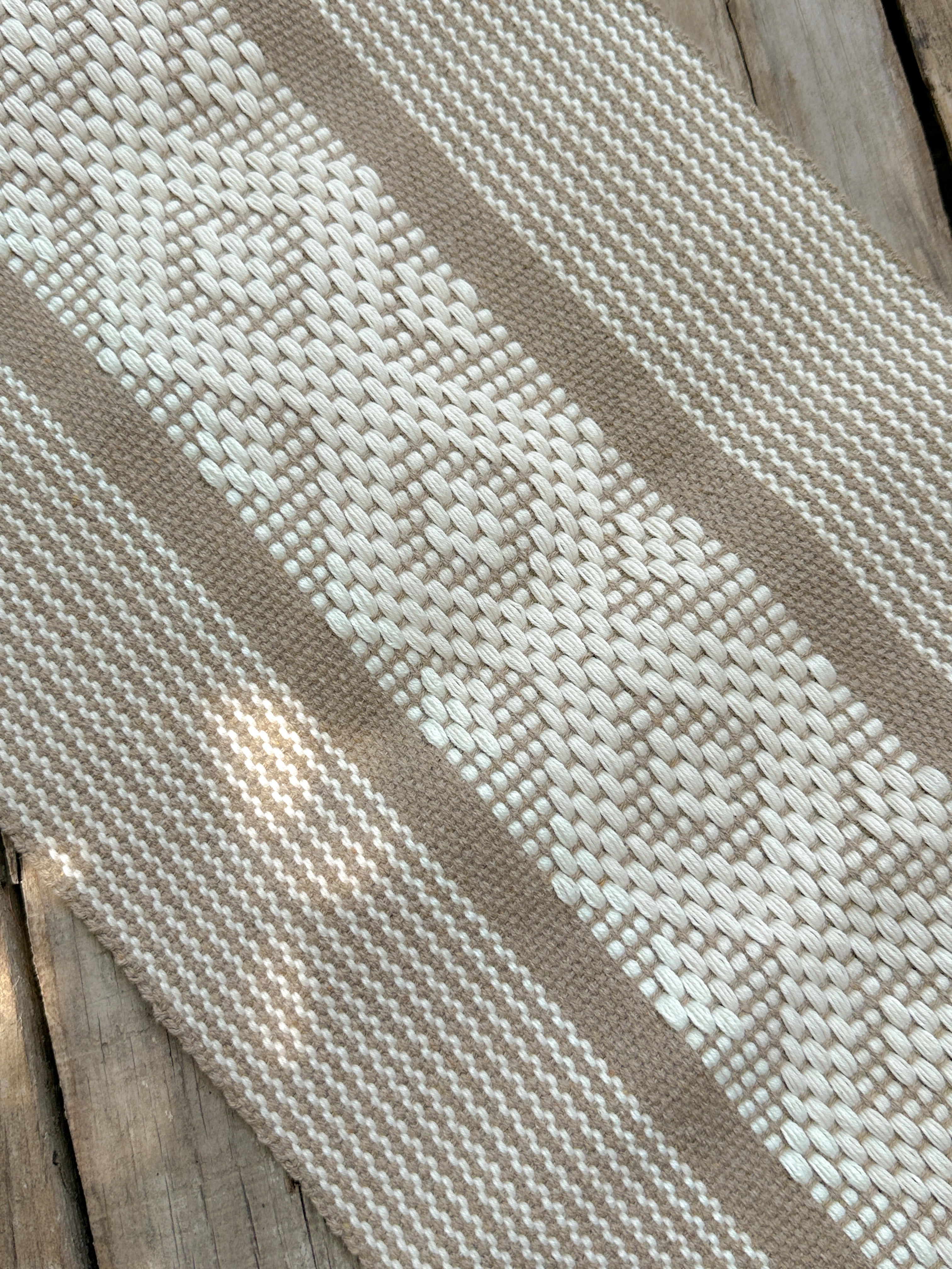 Lorel Jalieza Table Runner