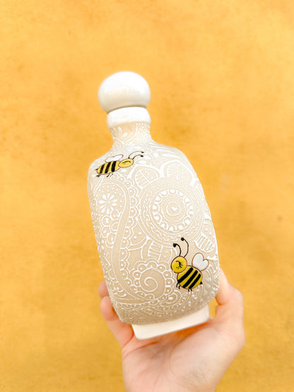 PRE-ORDER Bees Liquor Decanter (SHIPS IN APPROX. 6-12 WEEKS)