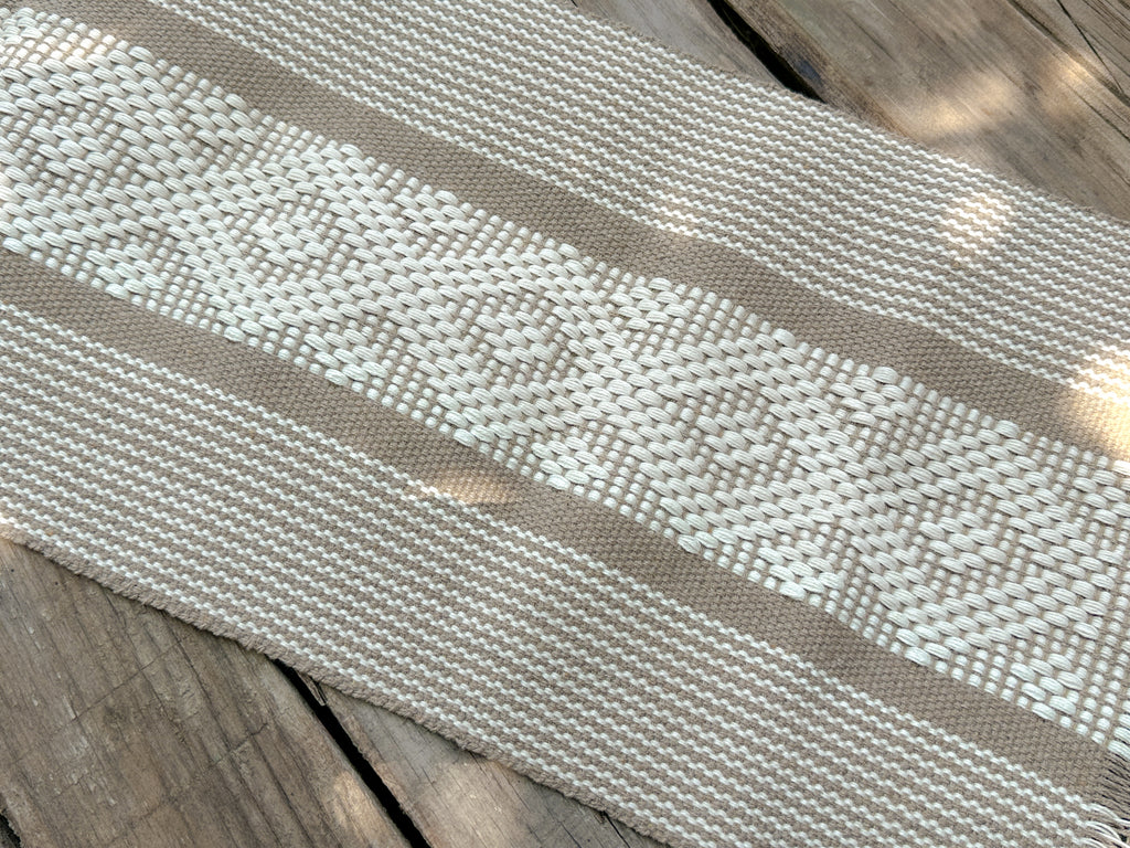 Camino de mesa Lorel Jalieza