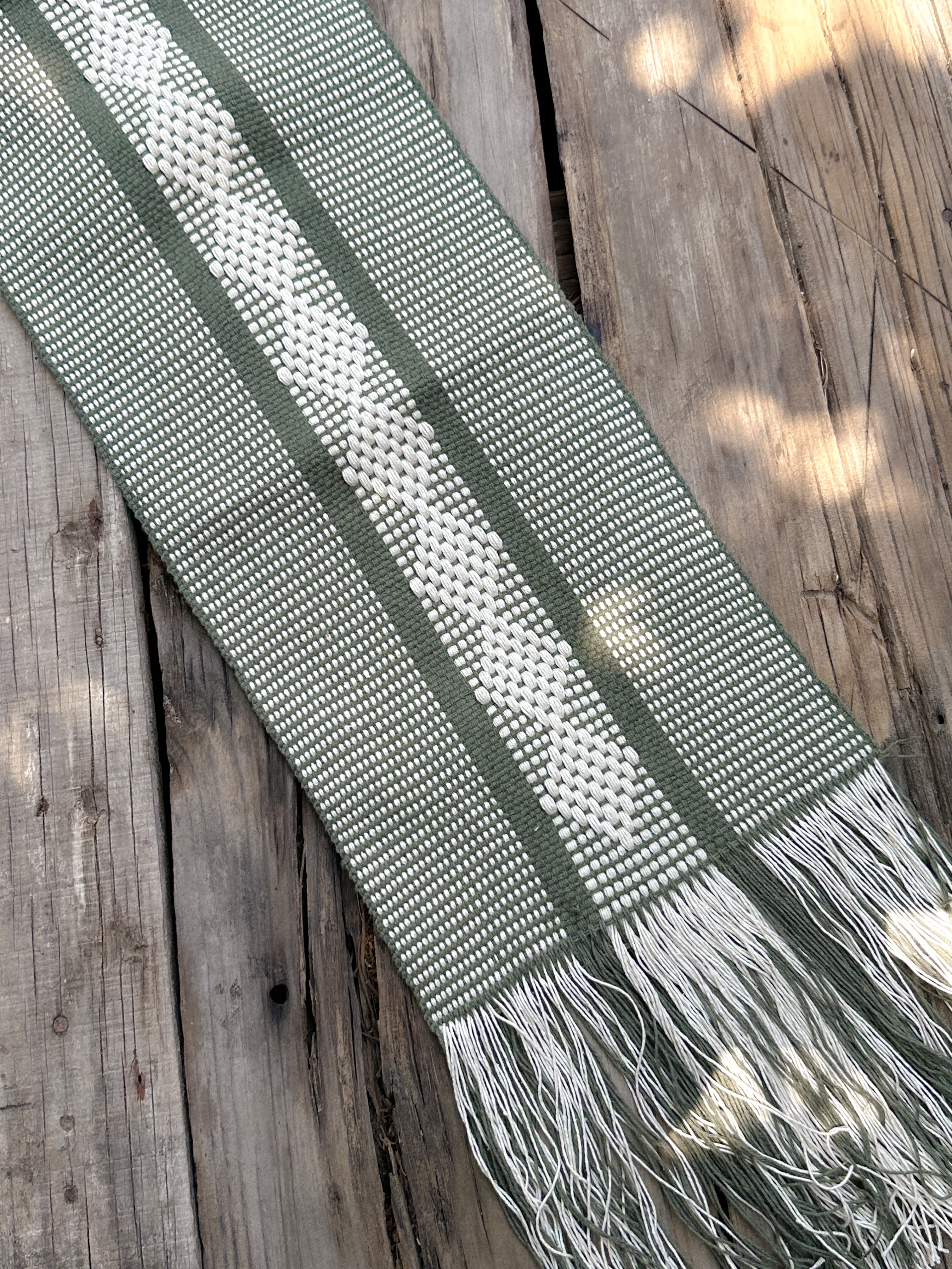 Fauna Jalieza Table Runner