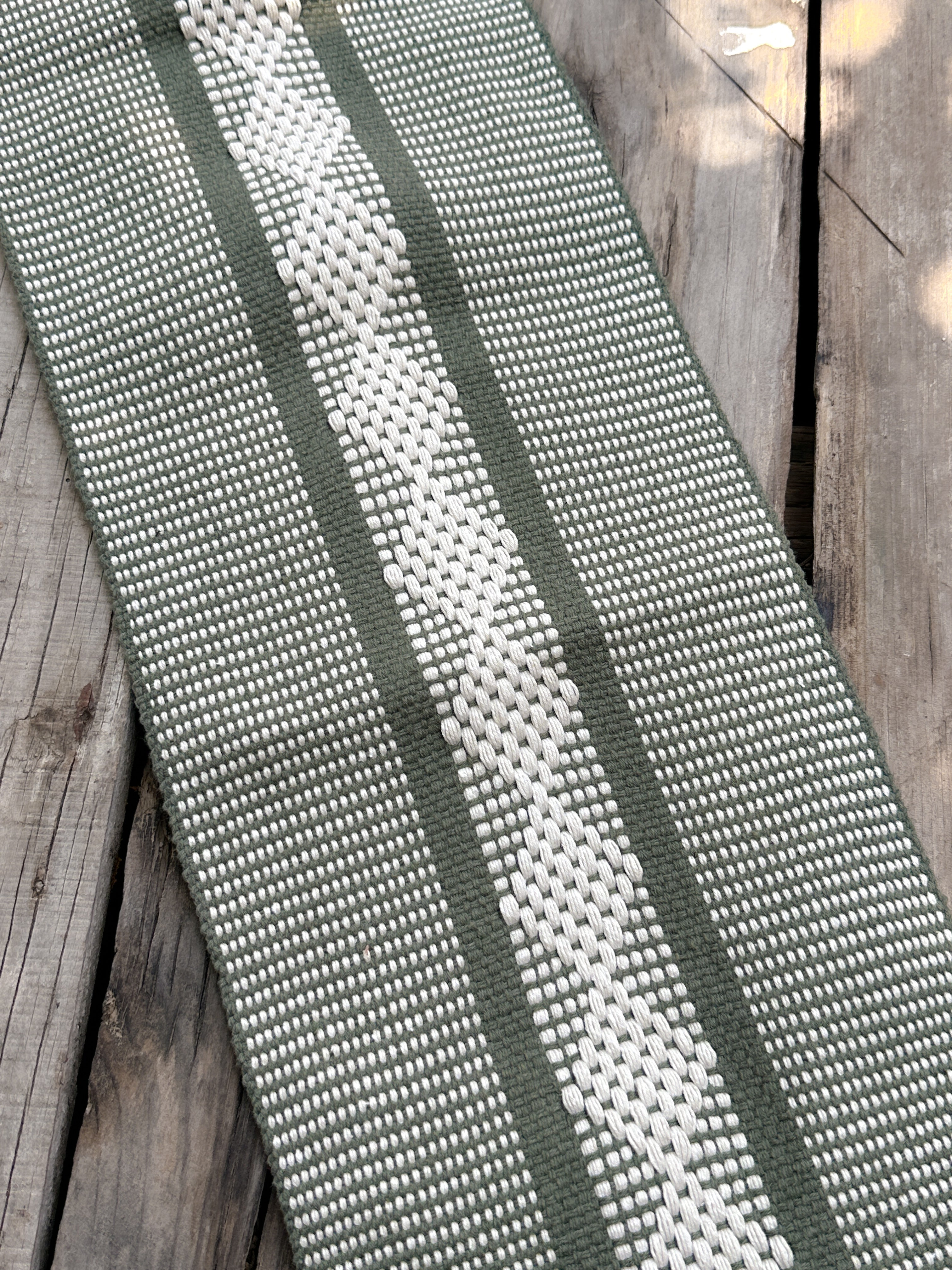 Fauna Jalieza Table Runner