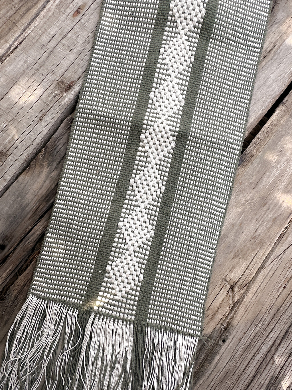 Fauna Jalieza Table Runner