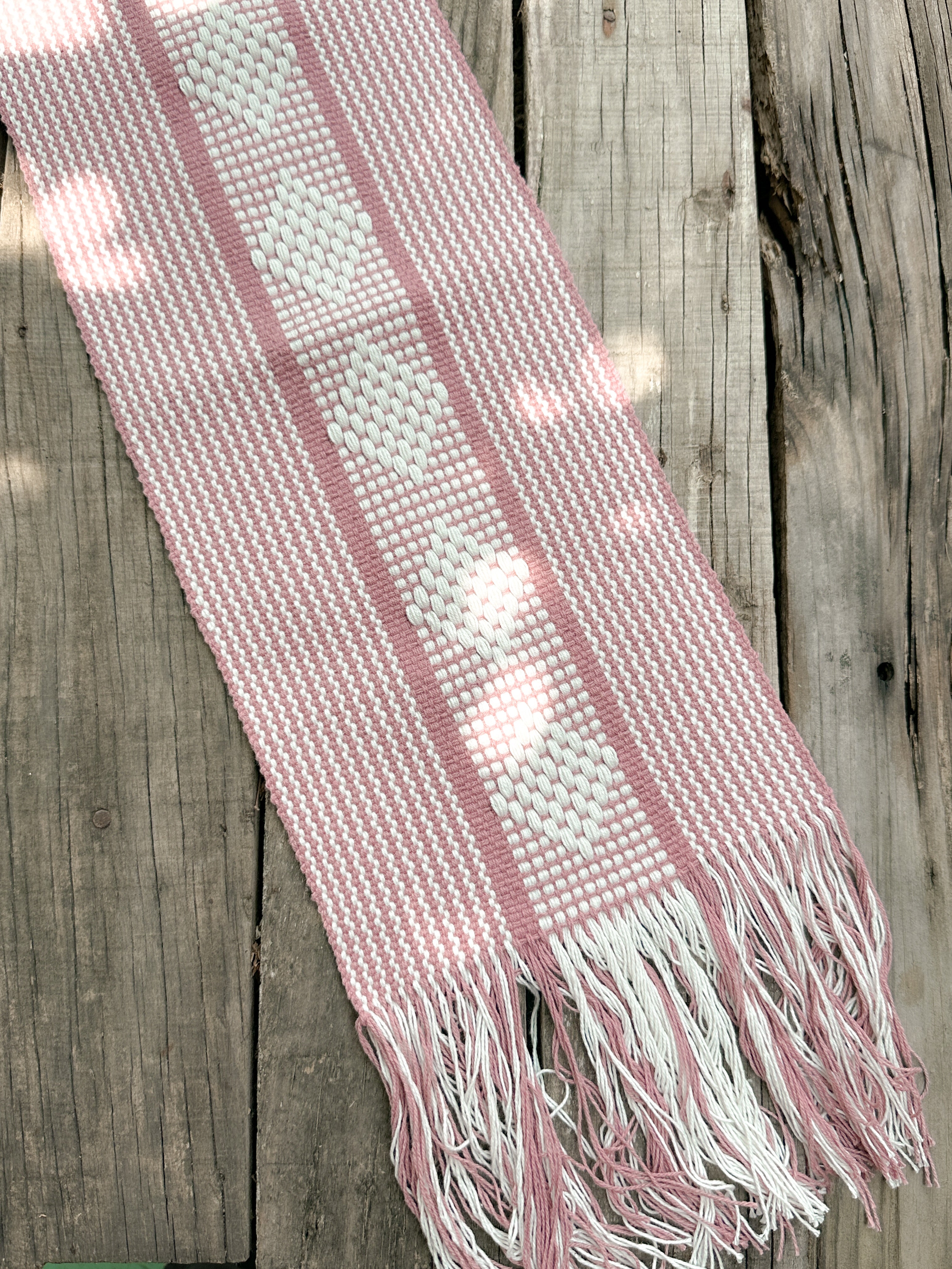 Flora Jalieza Table Runner