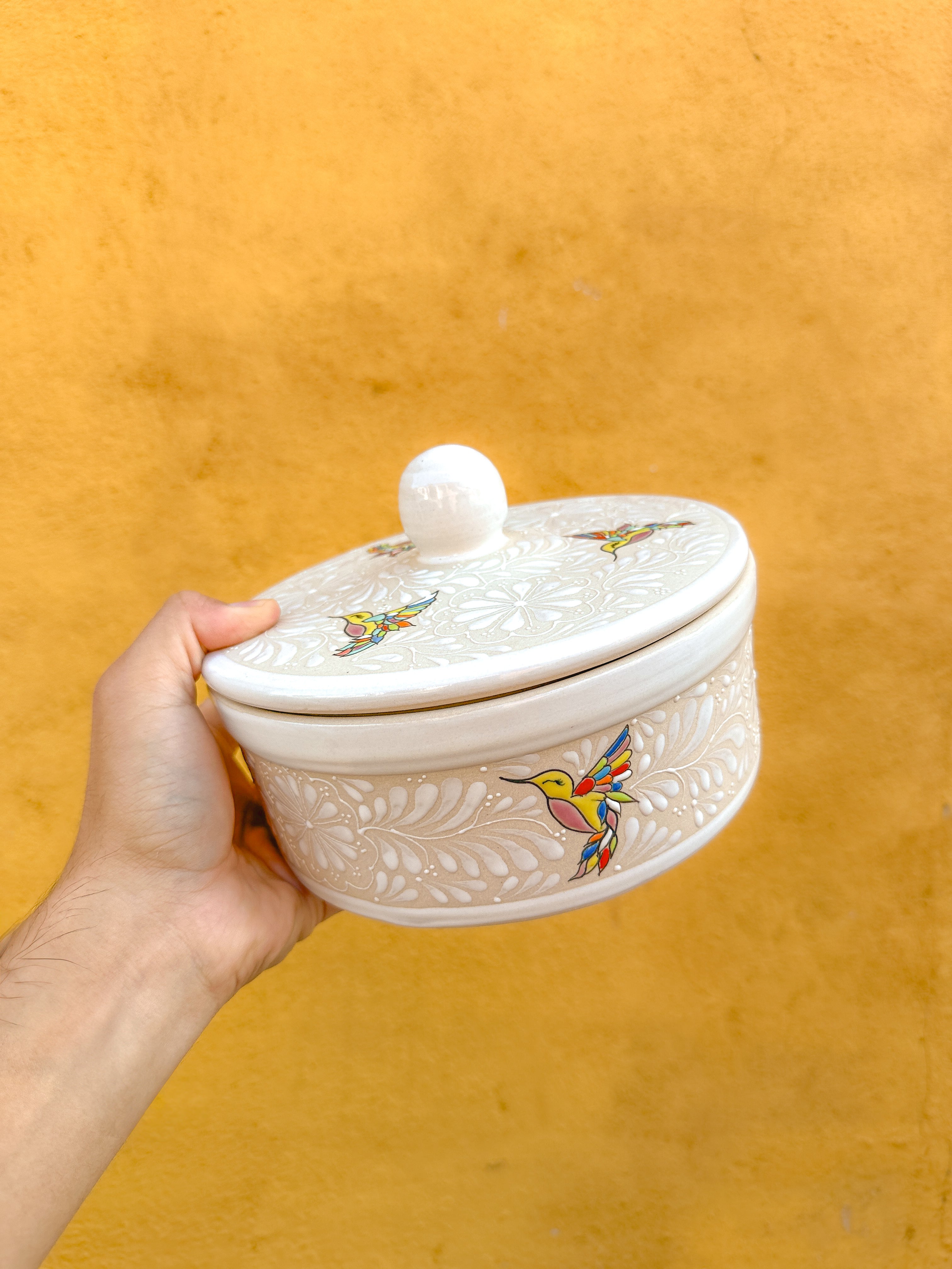 PRE-ORDER Hummingbirds Tortillas Holder (SHIPS IN APPROX. 6-12 WEEKS)