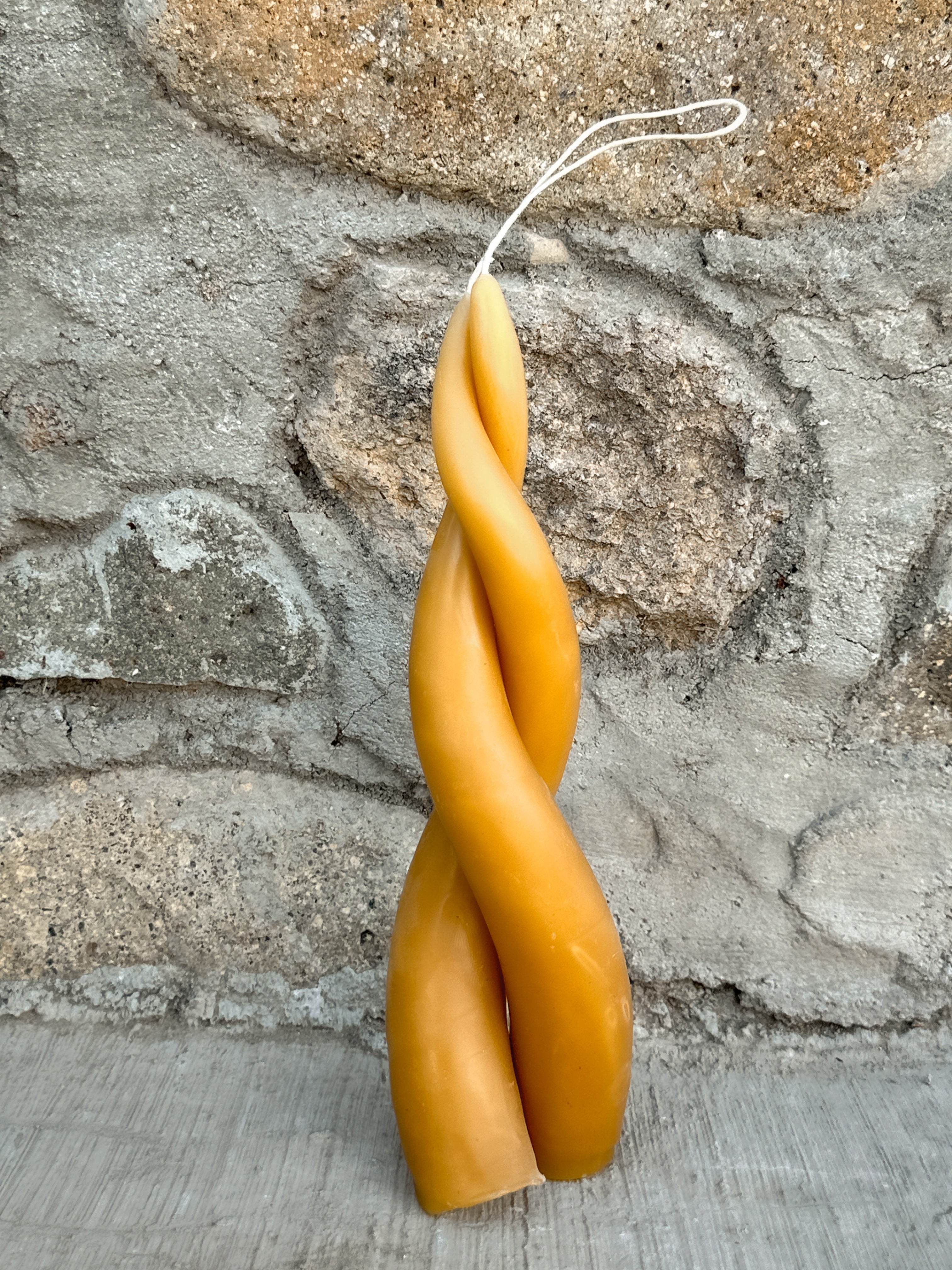 Lila Beeswax Spiral Candle