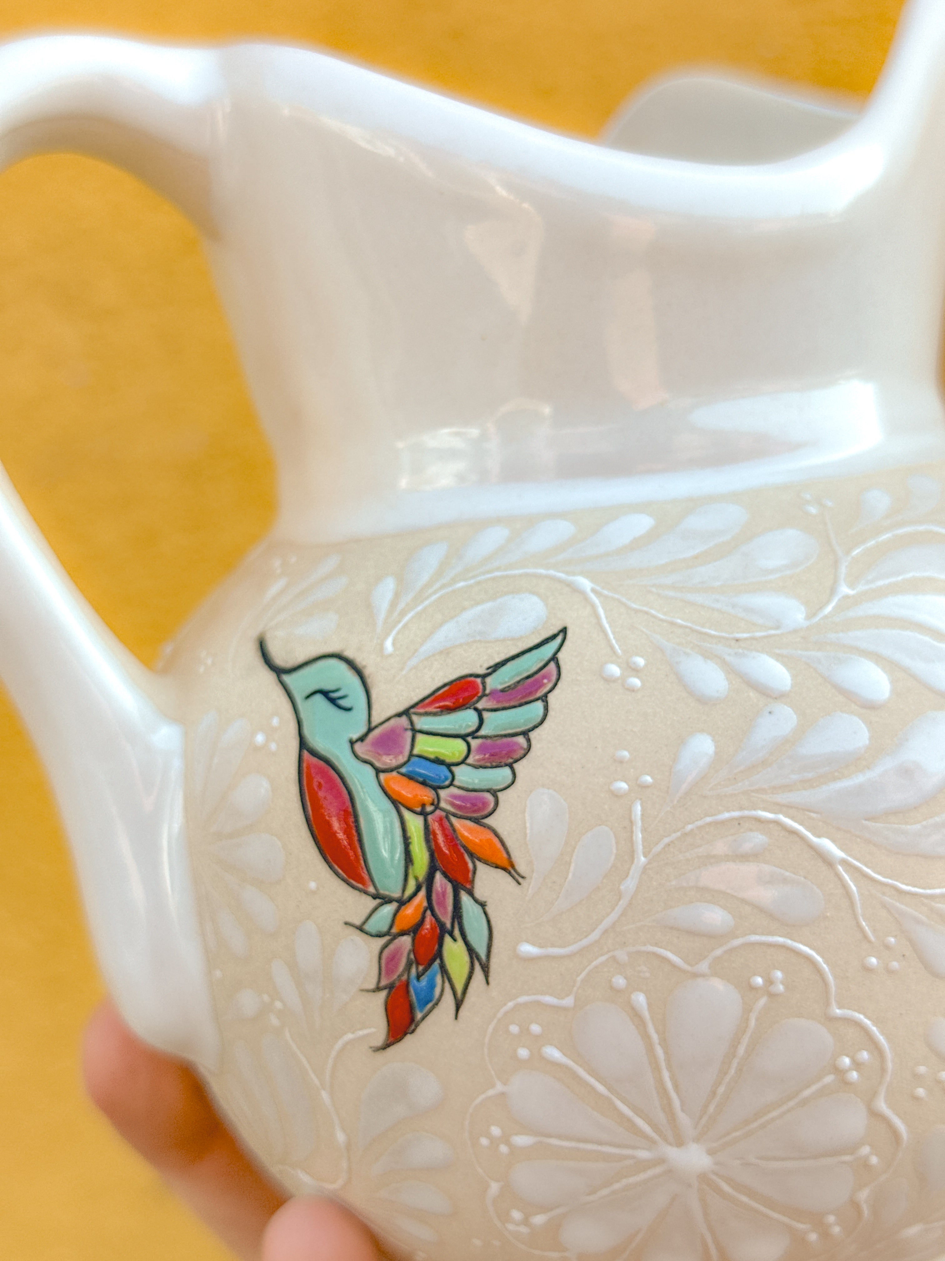 PRE-ORDER Hummingbirds Jarra (SHIPS IN APPROX. 6-12 WEEKS)