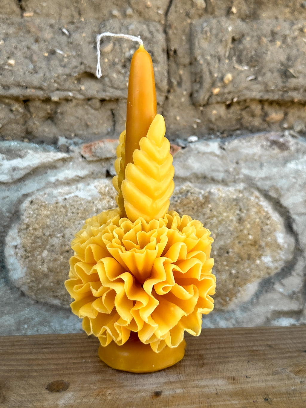 Vela floral de cera de abejas Amorcito