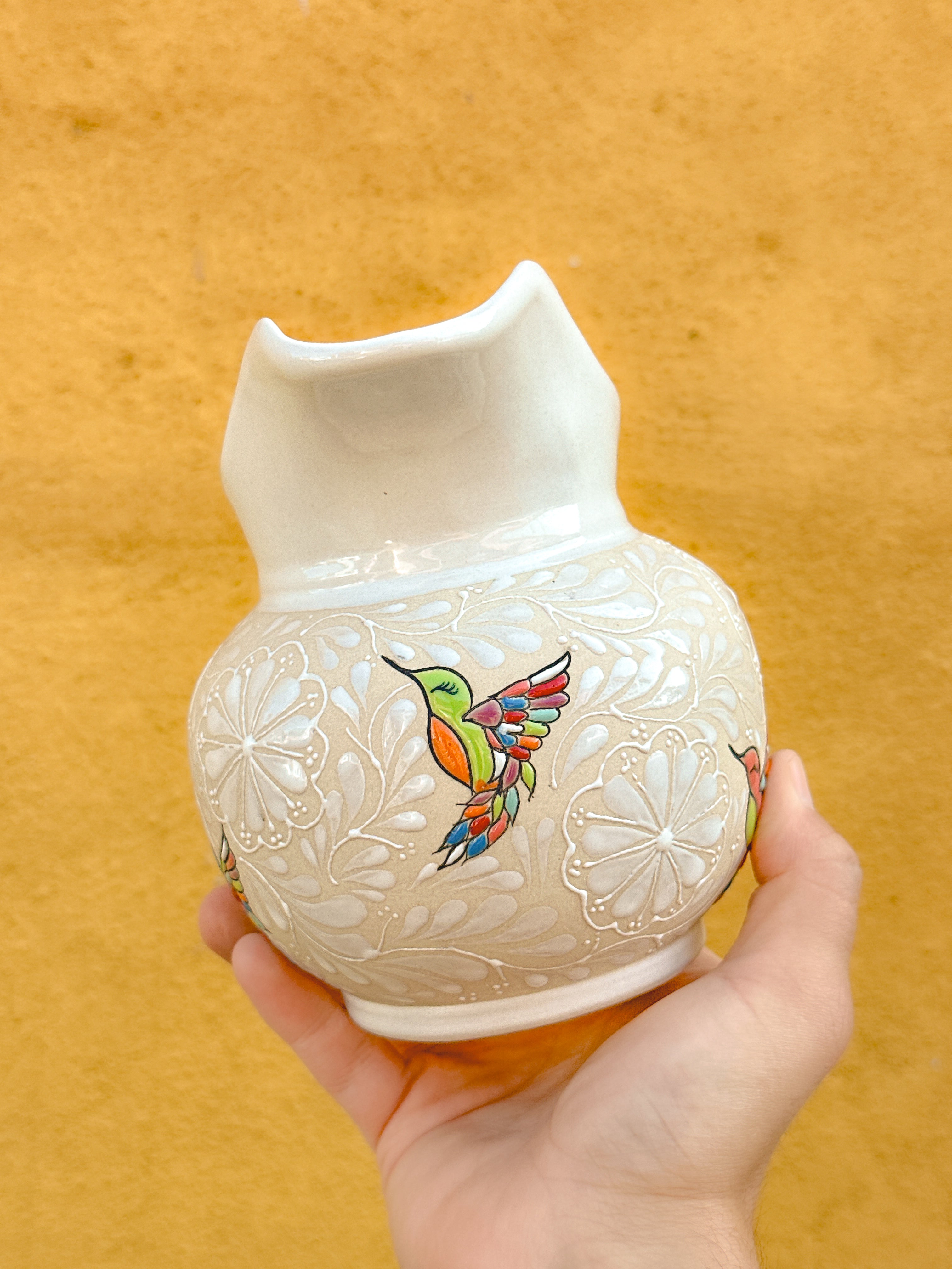 PRE-ORDER Hummingbirds Jarra (SHIPS IN APPROX. 6-12 WEEKS)