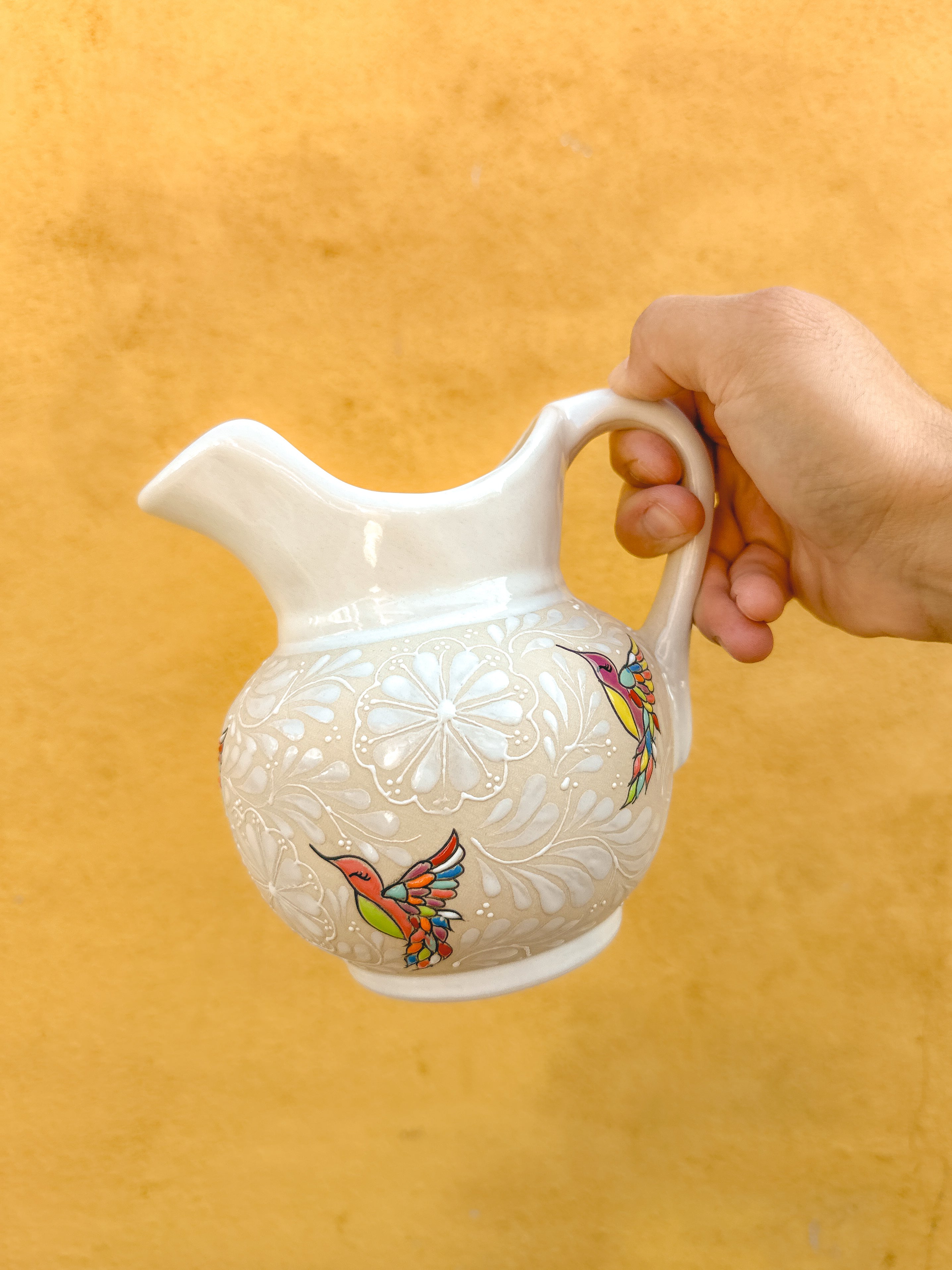 PRE-ORDER Hummingbirds Jarra (SHIPS IN APPROX. 6-12 WEEKS)